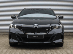 BMW i5 Touring M60 xDrive - Afbeelding 3