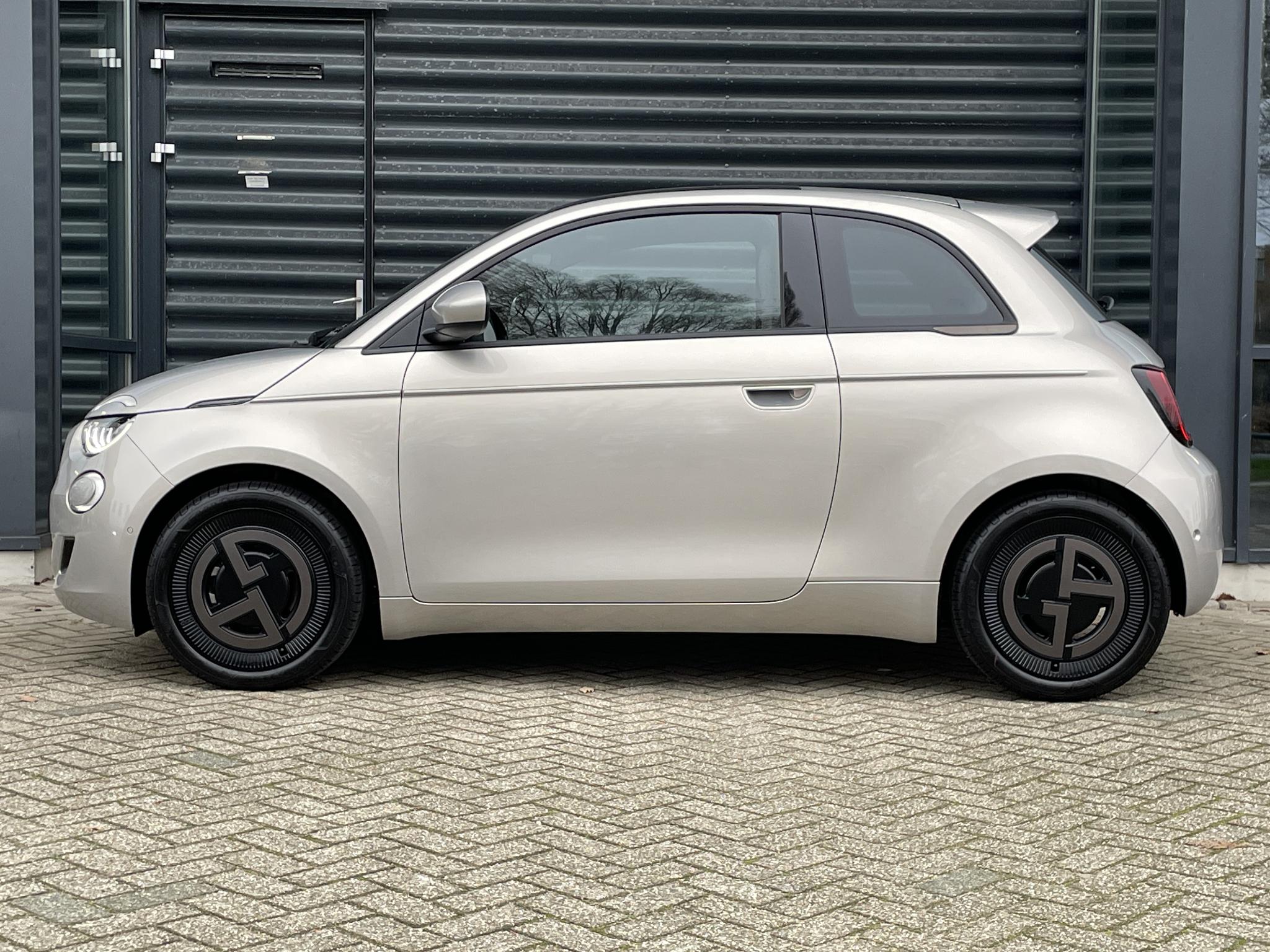 Fiat 500 Giorgio Armani Edition 42 kWh - Afbeelding 3