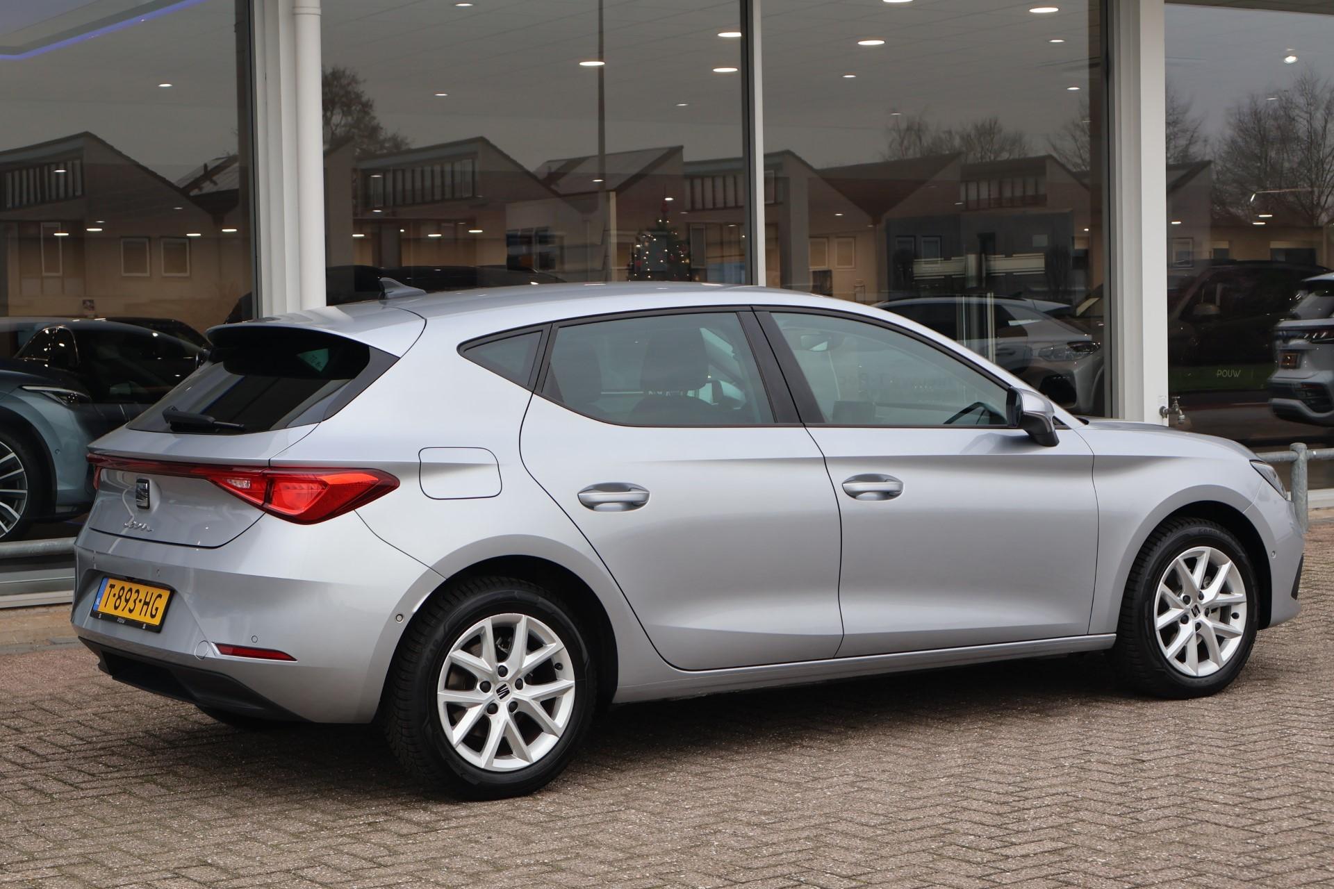 SEAT Leon 1.0 TSI 110pk Style Business Intense - Afbeelding 2