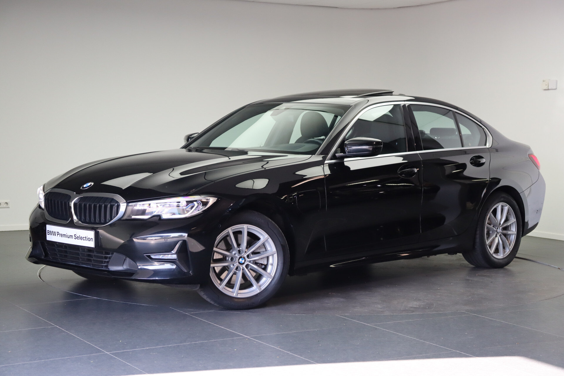 BMW 3 Serie 320e High Executive Automaat