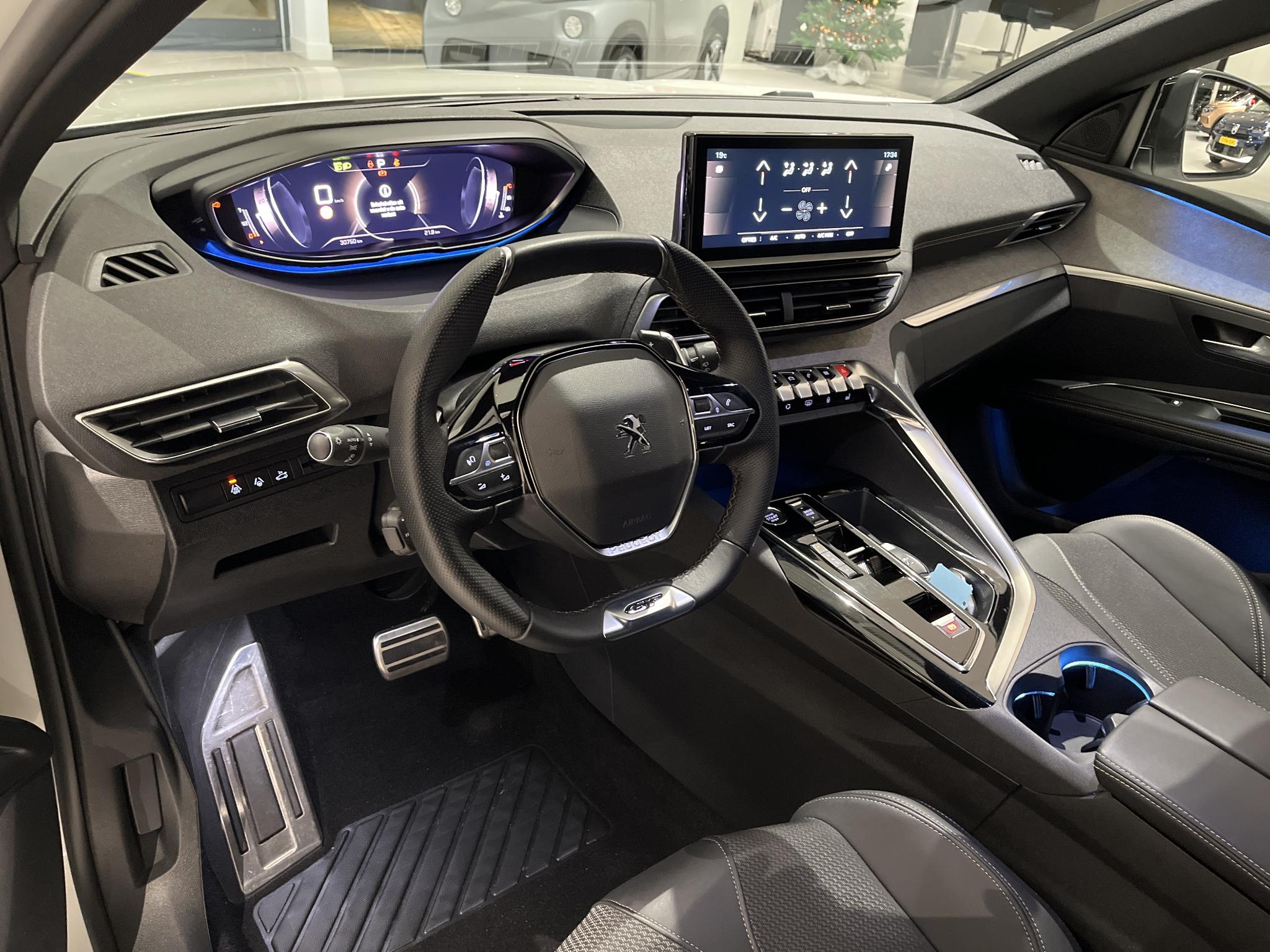 Peugeot 3008 SUV GT 130 pk Automaat - Afbeelding 5