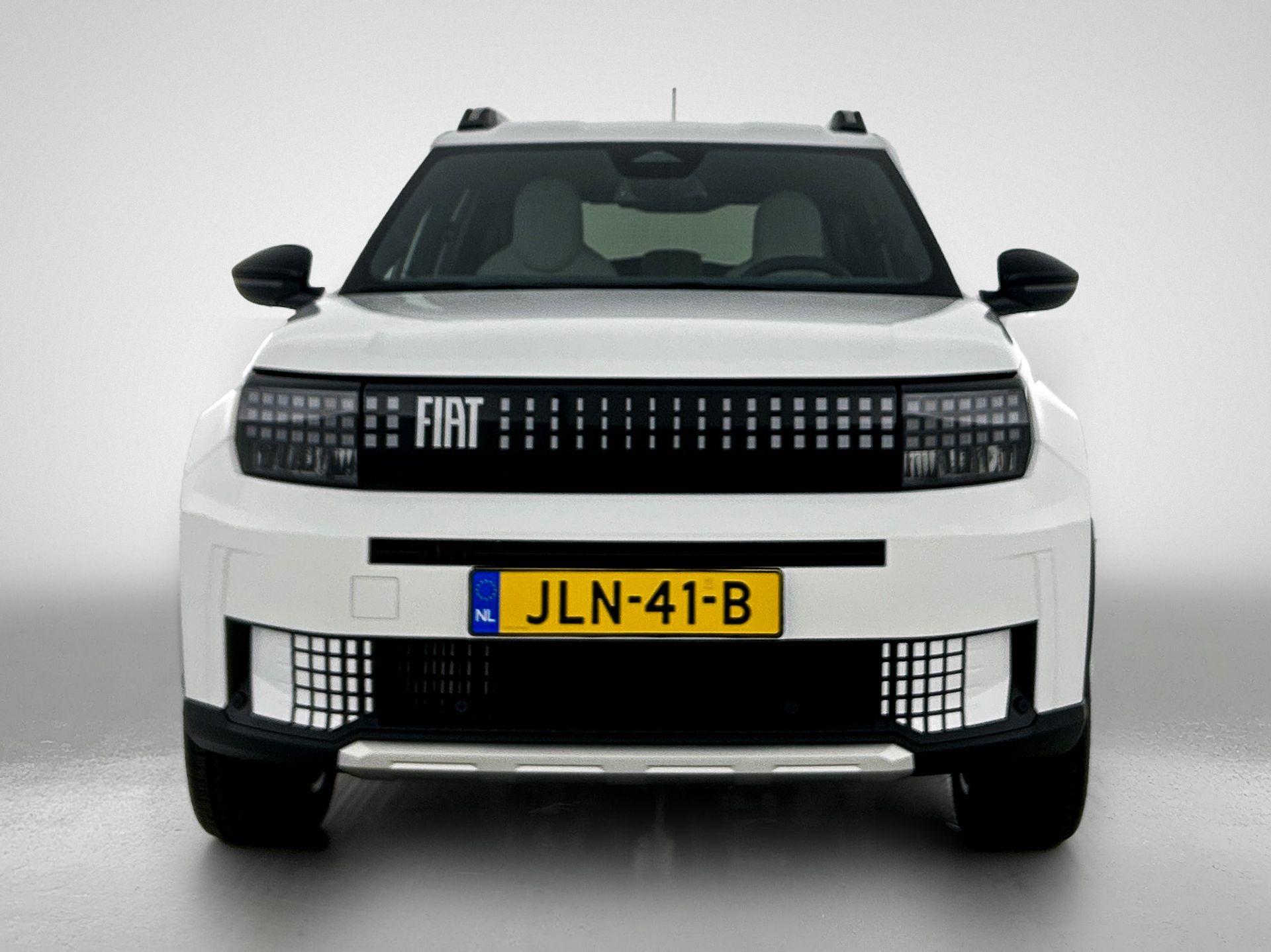 Fiat Grande Panda 1.2 Hybrid La Prima 110pk Automaat - Afbeelding 3