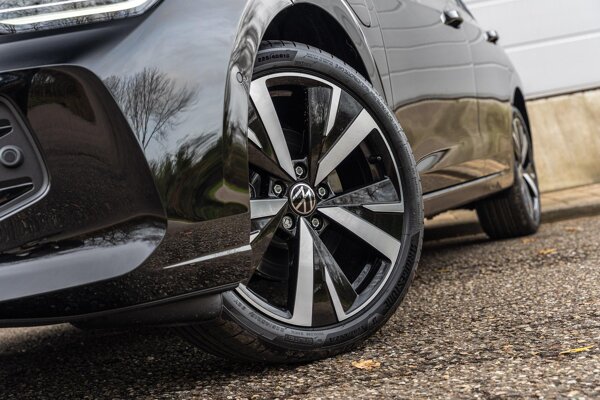 lichtmetalen velgen 18"