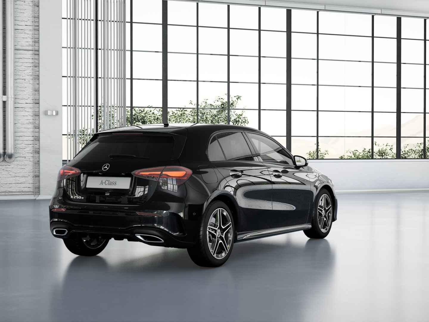 Mercedes-Benz A-Klasse Hatchback 250 e Business Solution AMG - Afbeelding 2