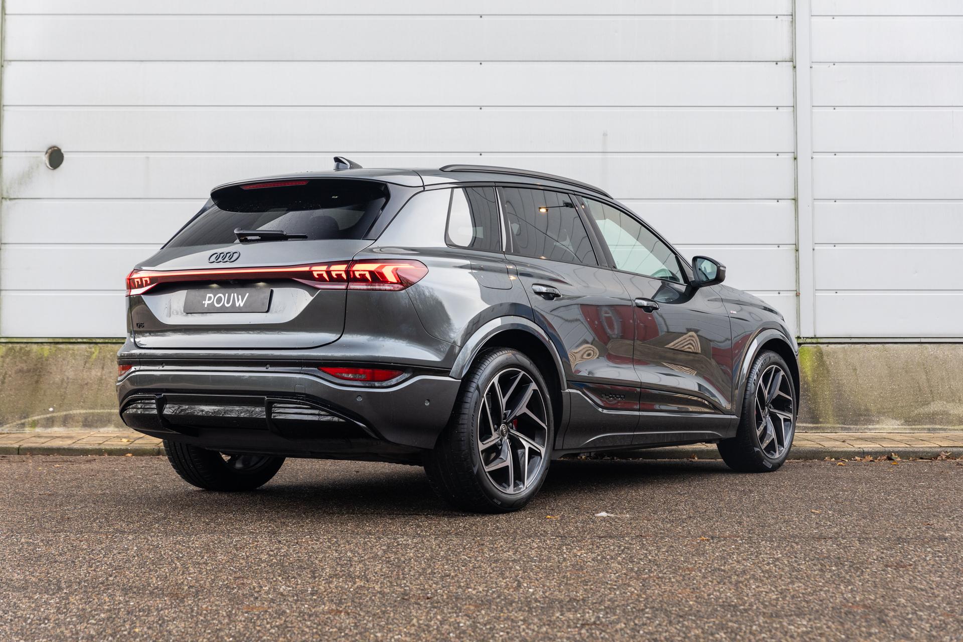 Audi Q6 e-tron 252pk S-edition 83 kWh - Afbeelding 2
