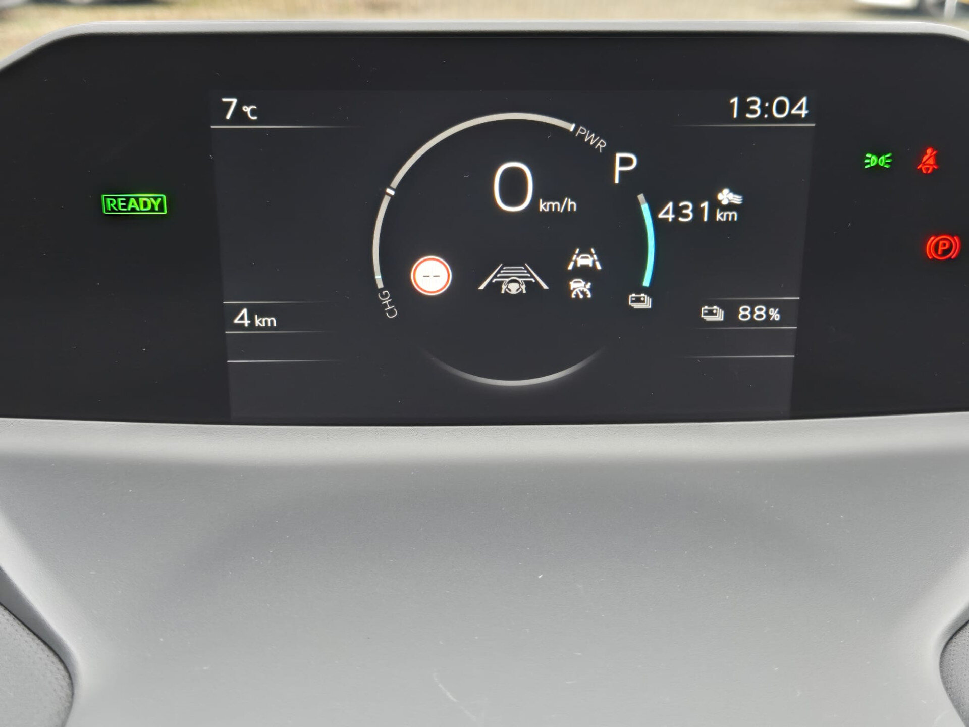 Toyota bZ4X Executive 73 kWh Demonstratie auto ! - Afbeelding 3