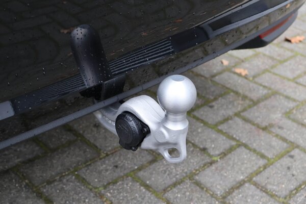 trekhaak uitklapbaar