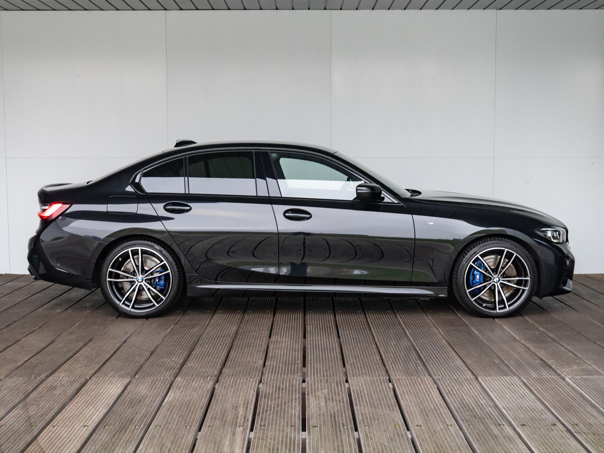 BMW 3 Serie Sedan M340i xDrive - Afbeelding 4