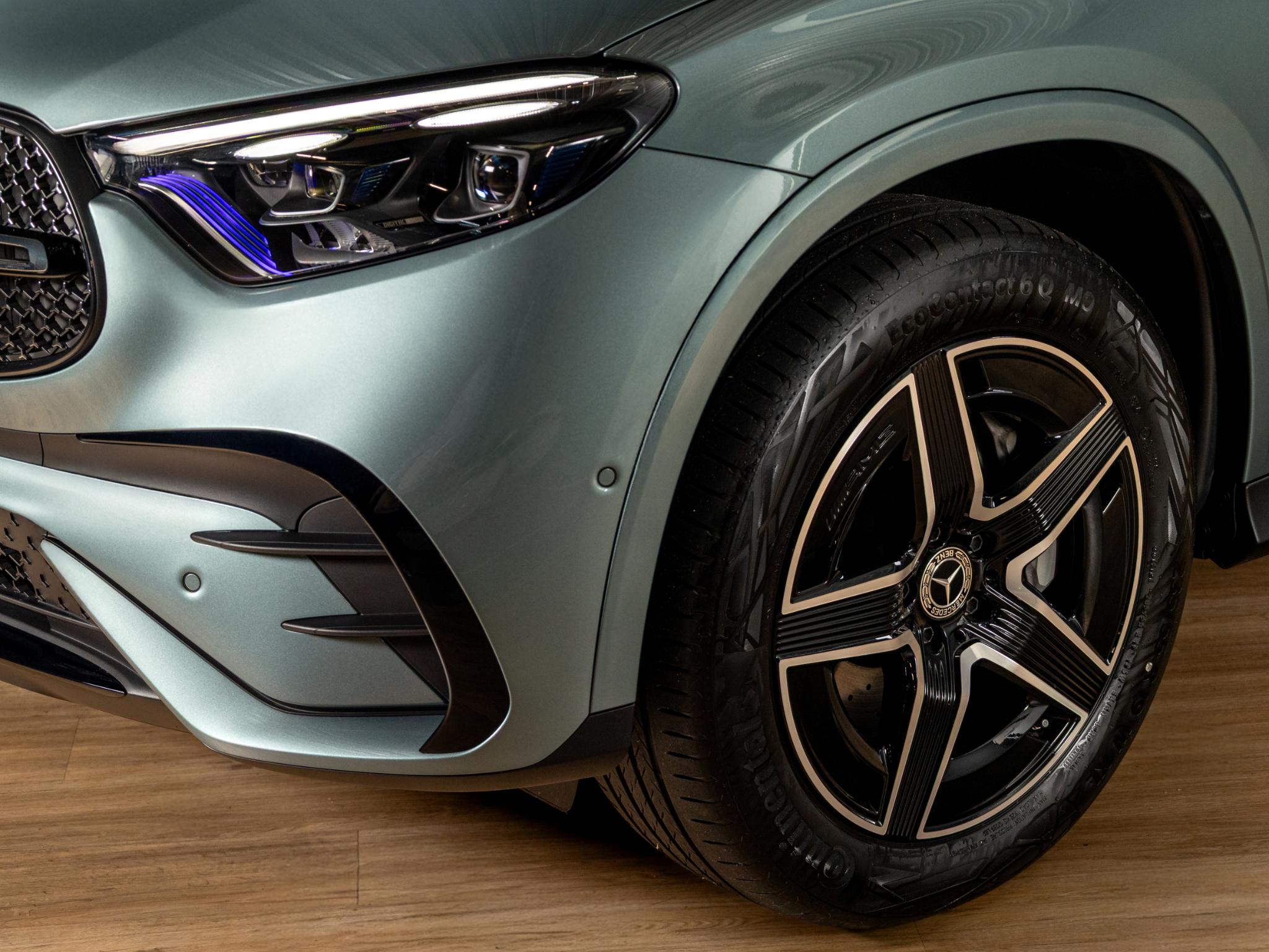 Mercedes-Benz GLC 300e 4MATIC AMG Line - Afbeelding 5