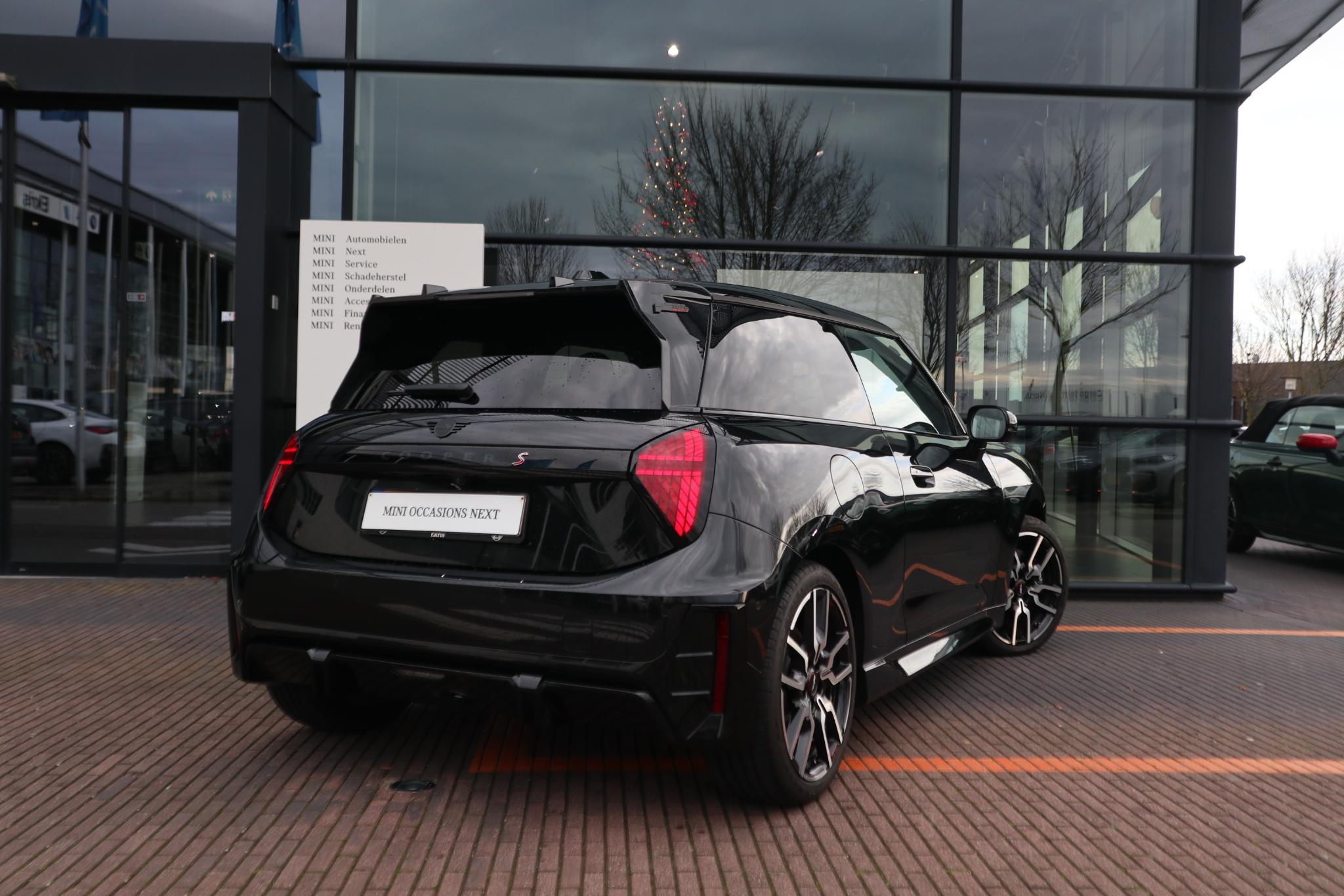 MINI Electric Cooper SE John Cooper Works - Afbeelding 2