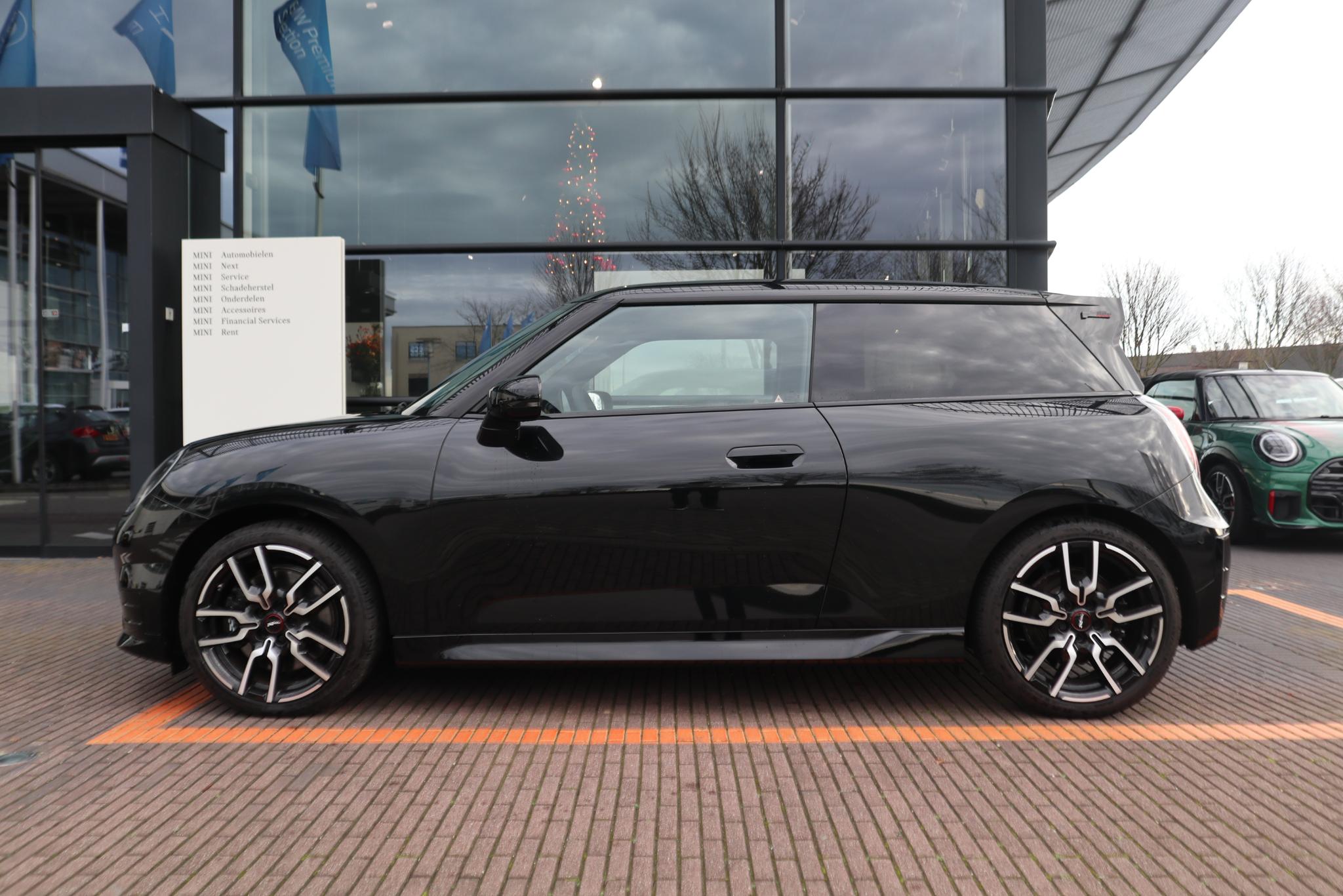 MINI Electric Cooper SE John Cooper Works - Afbeelding 3