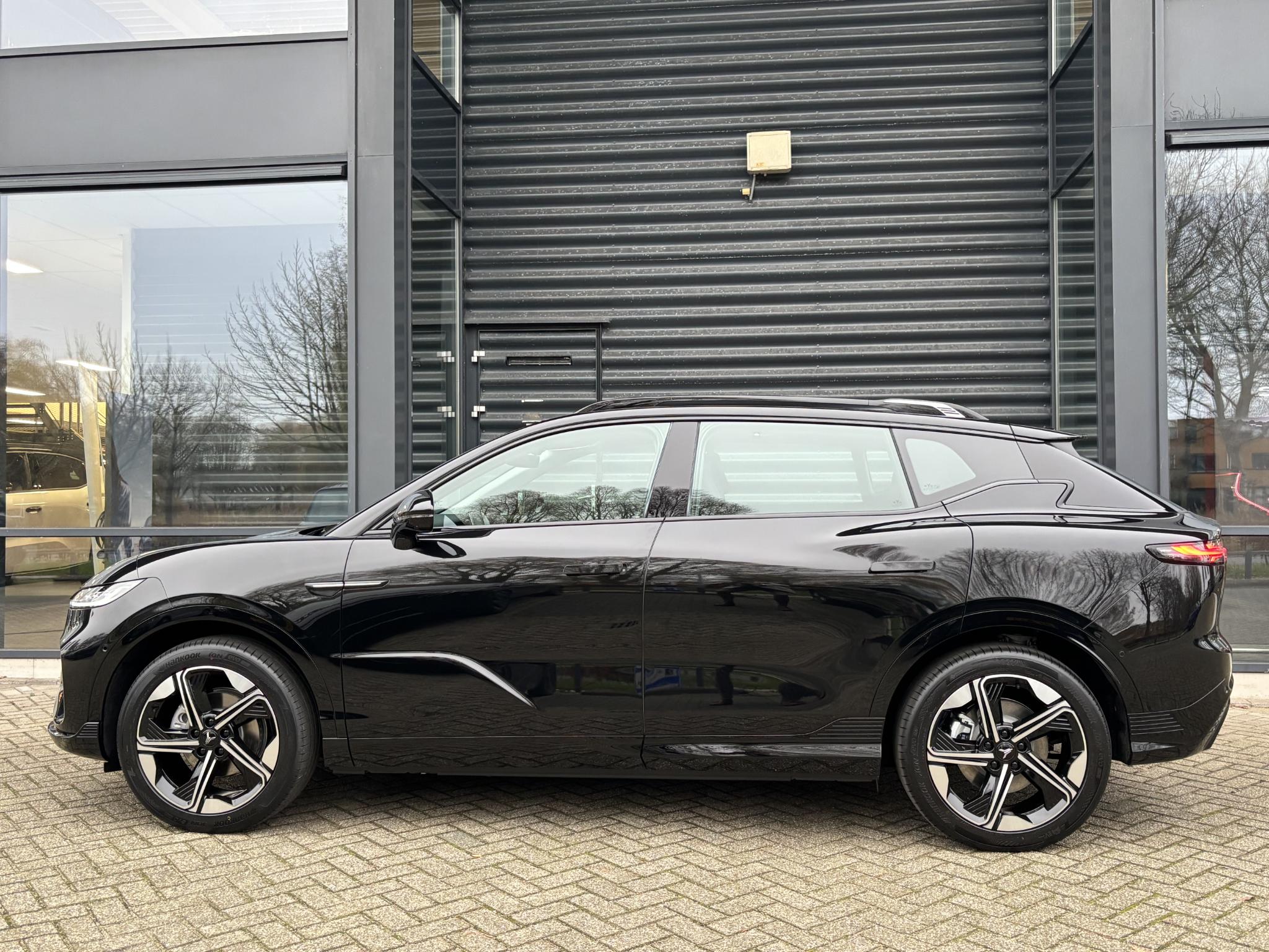 Voyah  Courage Business Edition 80 kWh - Afbeelding 2