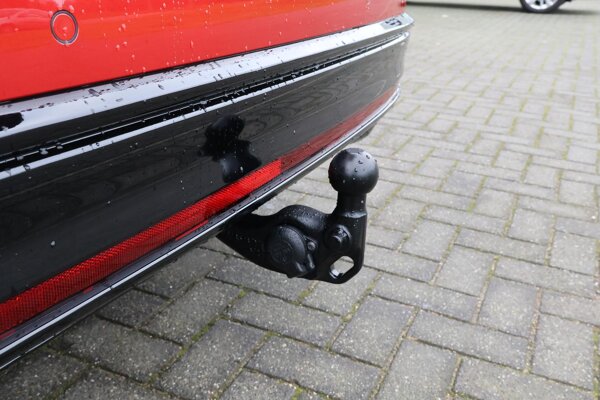 trekhaak elektrisch uitklapbaar