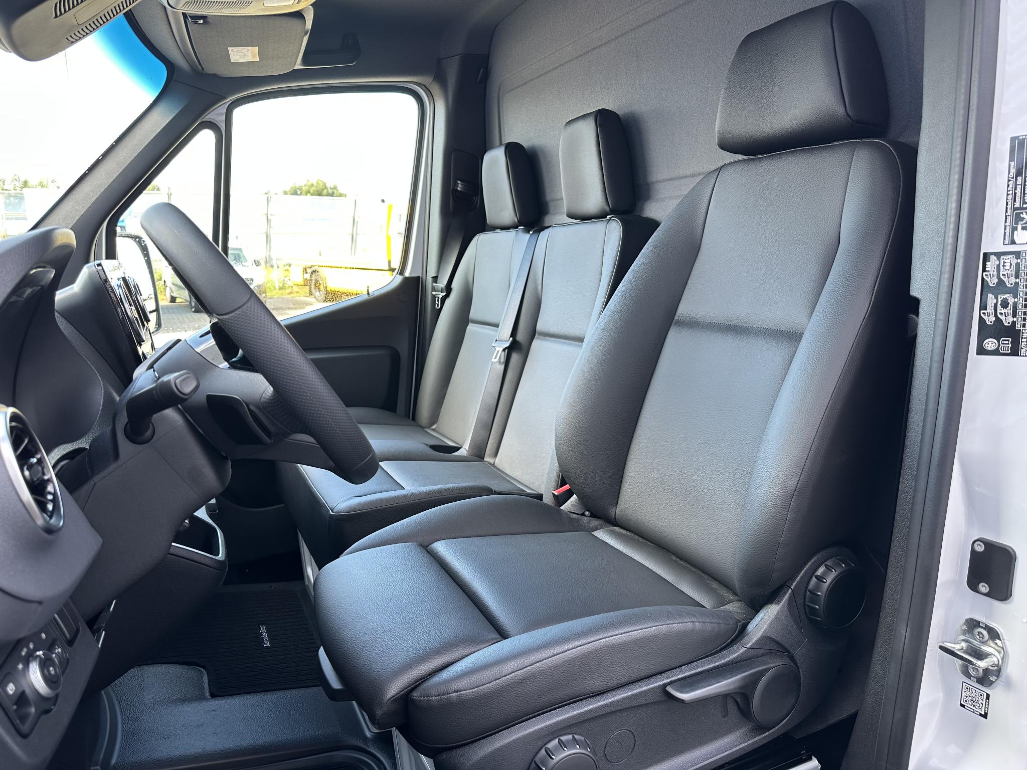 Mercedes-Benz eSprinter 81kWh Geisoleerde Bakwagen 4250kg GVW - Afbeelding 4