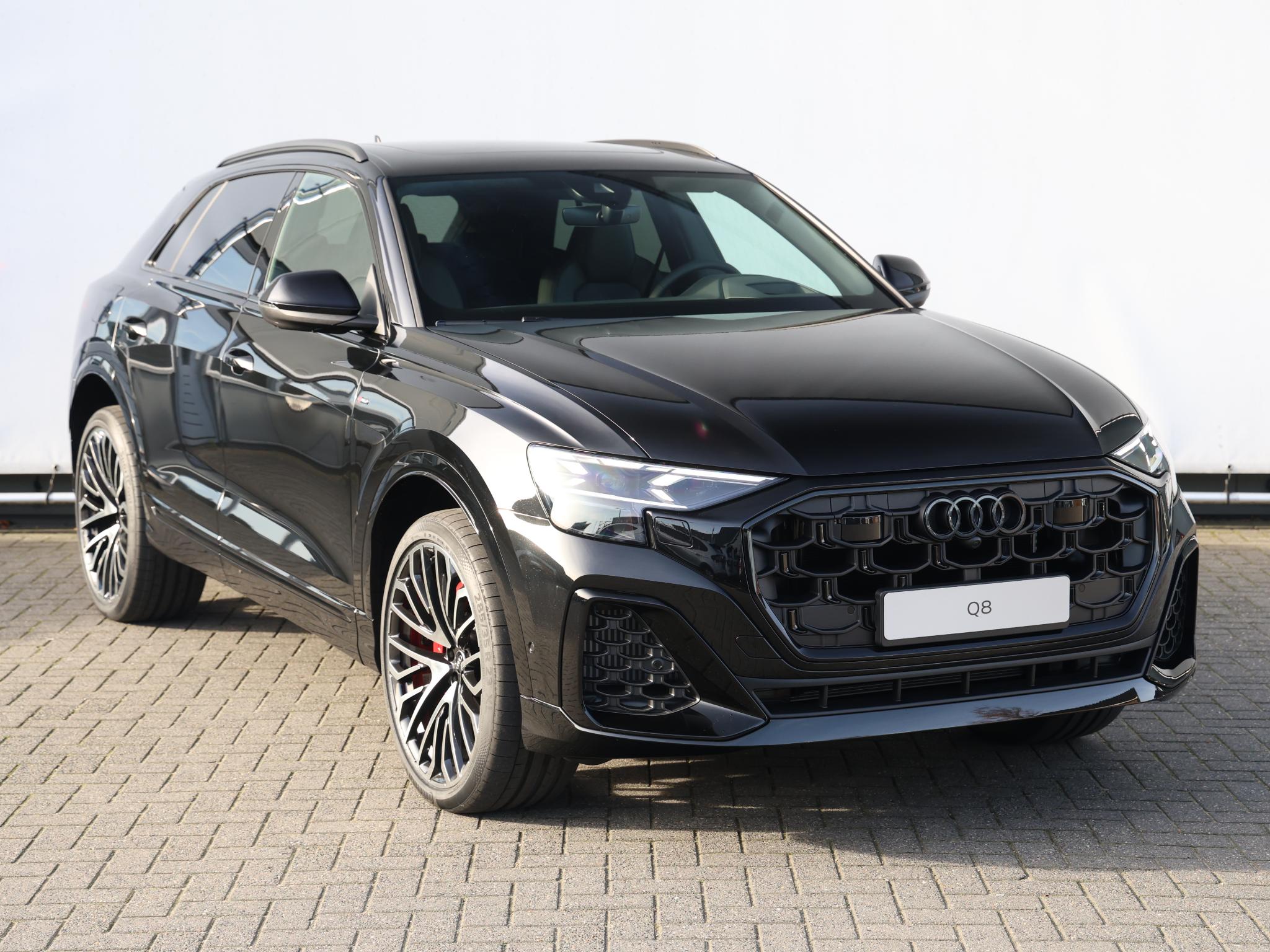 Audi Q8 Pro Line S Competition 60 TFSI e 360 kW / 490 PK - Afbeelding 3