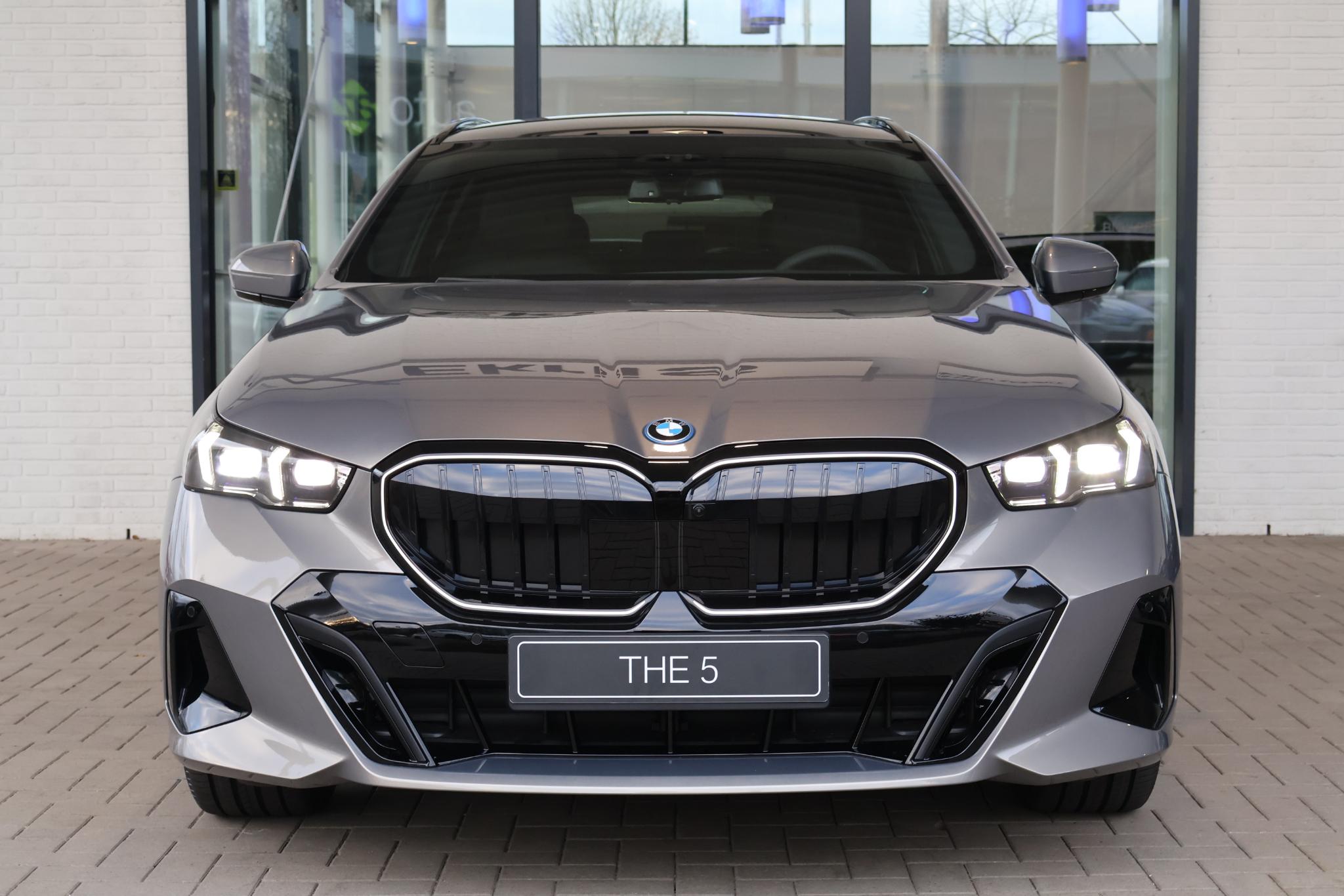 BMW 5 Serie 550e xDrive Touring - Afbeelding 3