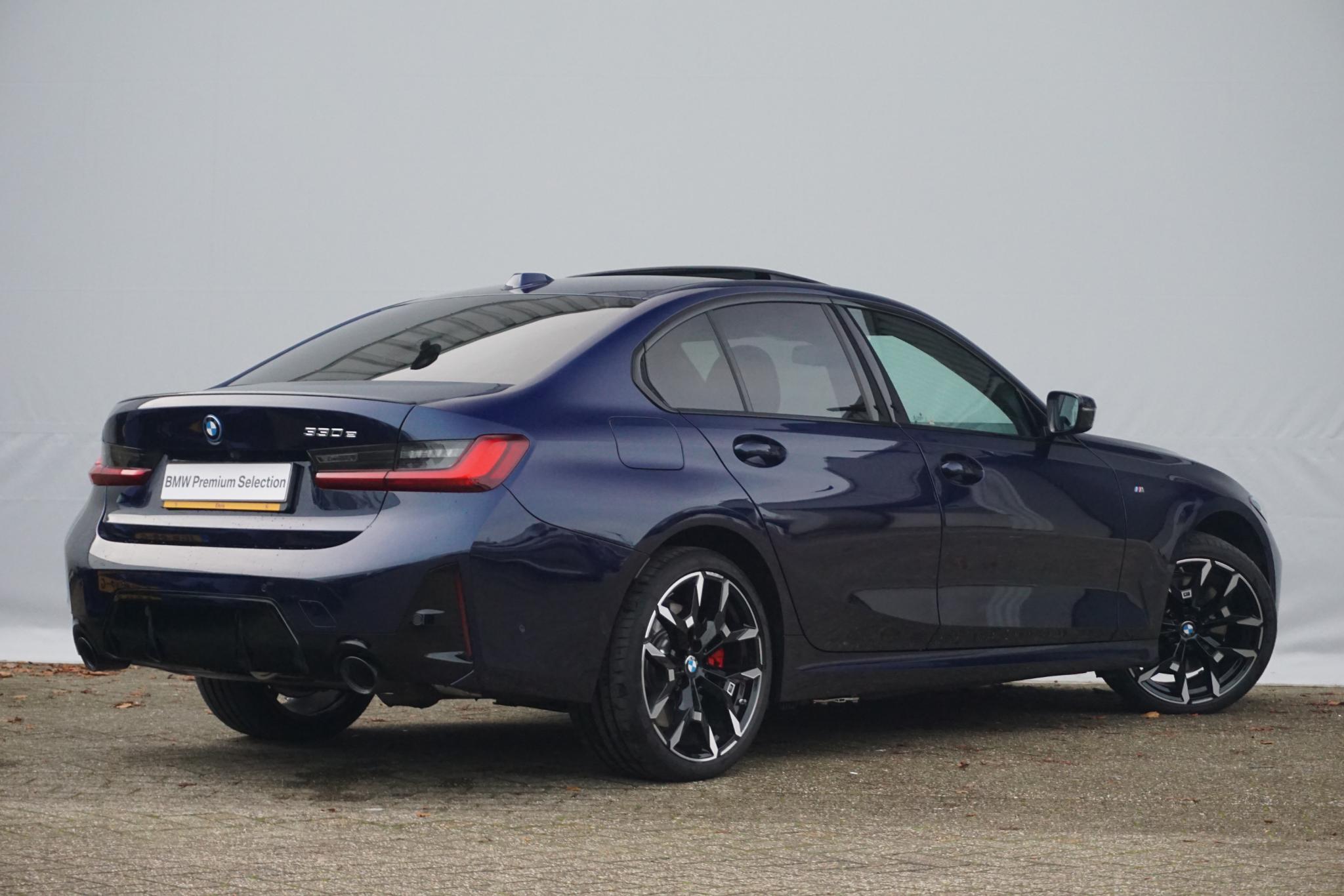 BMW 3 Serie 330e M Sport Pro - Afbeelding 2