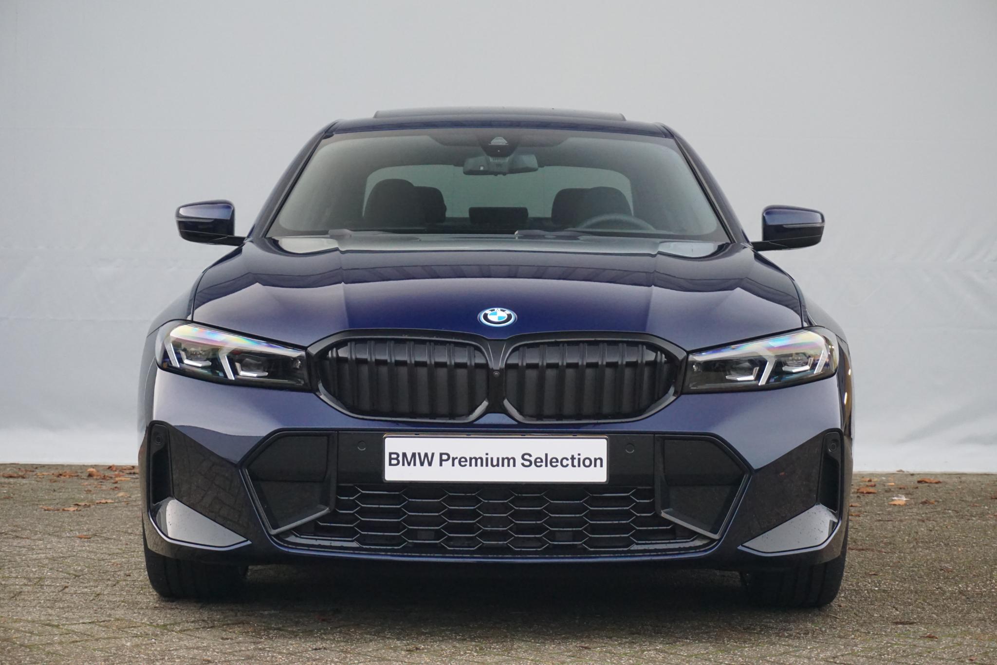 BMW 3 Serie 330e M Sport Pro - Afbeelding 3