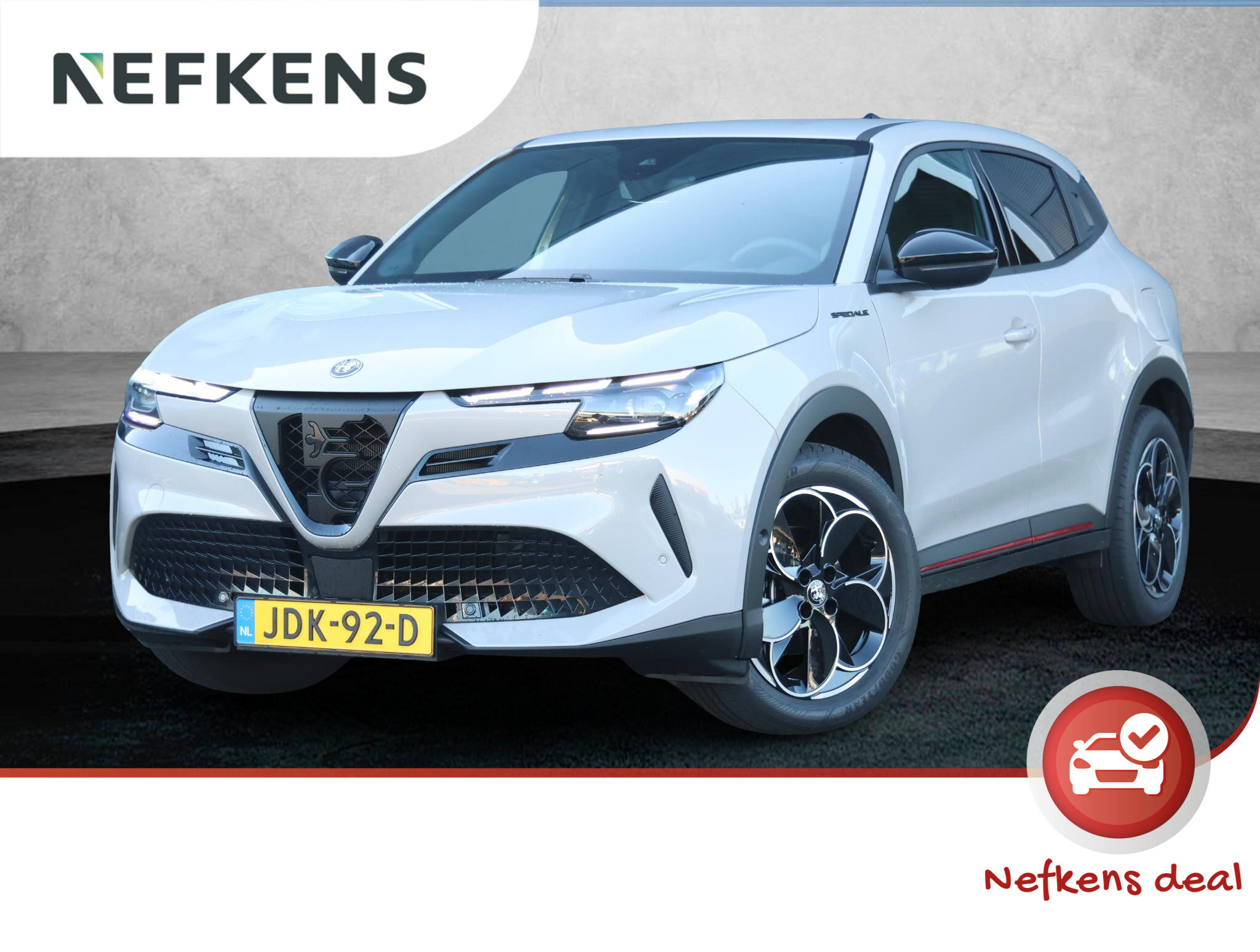 Alfa Romeo Junior Elettrica Speciale 54 kWh