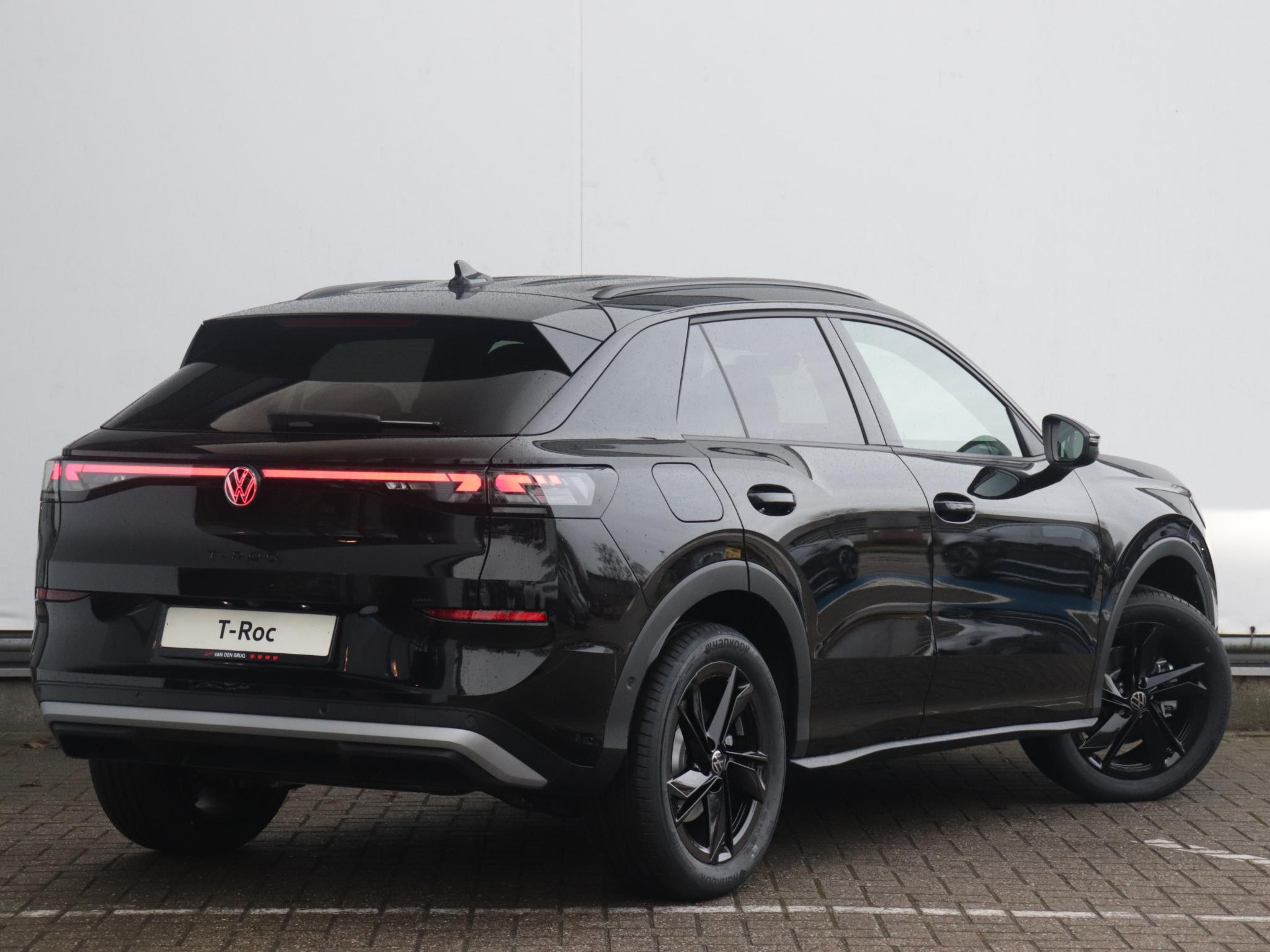 Volkswagen T-Roc Style First Edition 1.5 eTSI 110 kW / 150 PK SUV 7 - Afbeelding 4