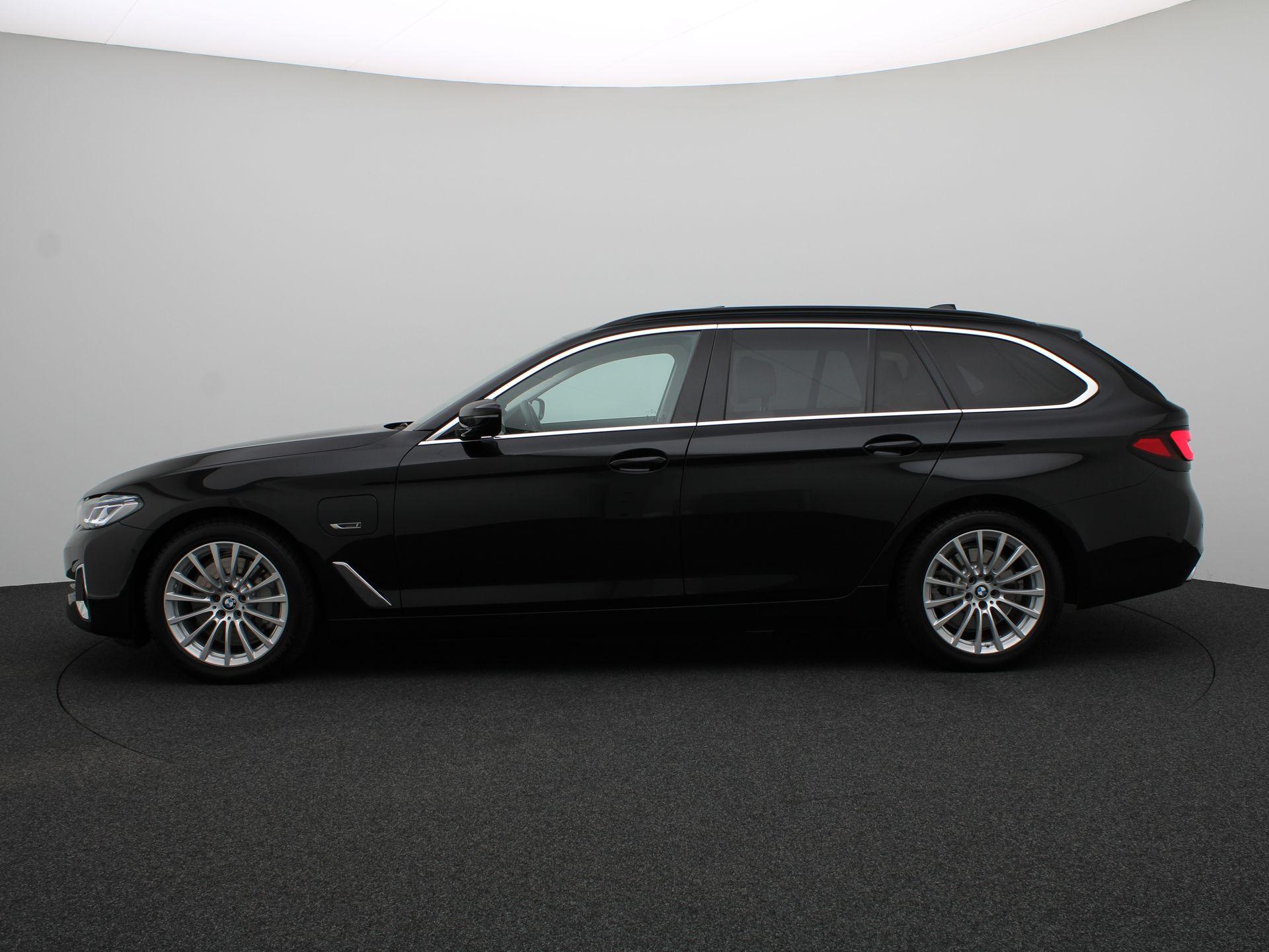 BMW 5 Serie Touring 530e - Afbeelding 4