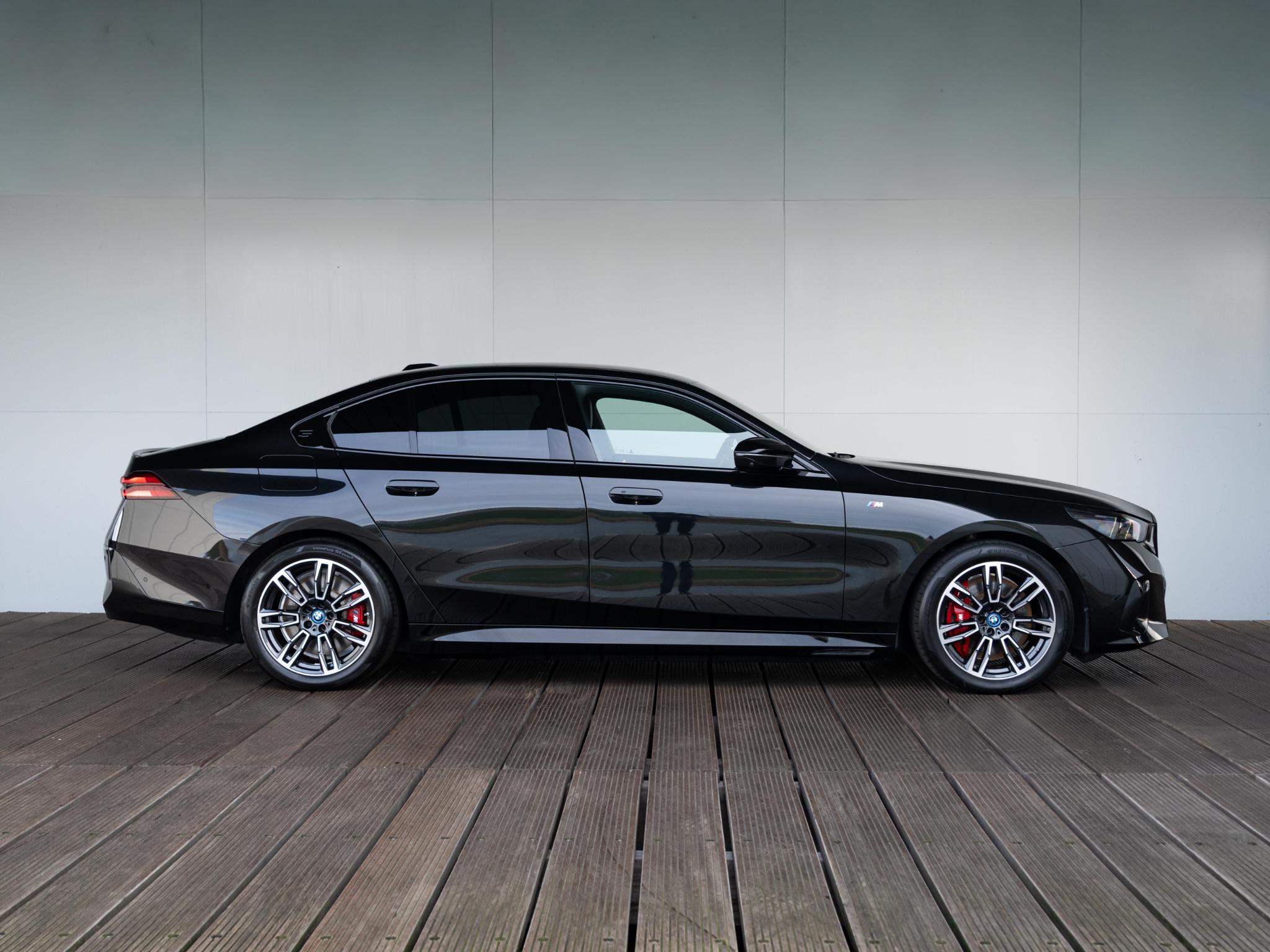 BMW i5 M60 xDrive - Afbeelding 4