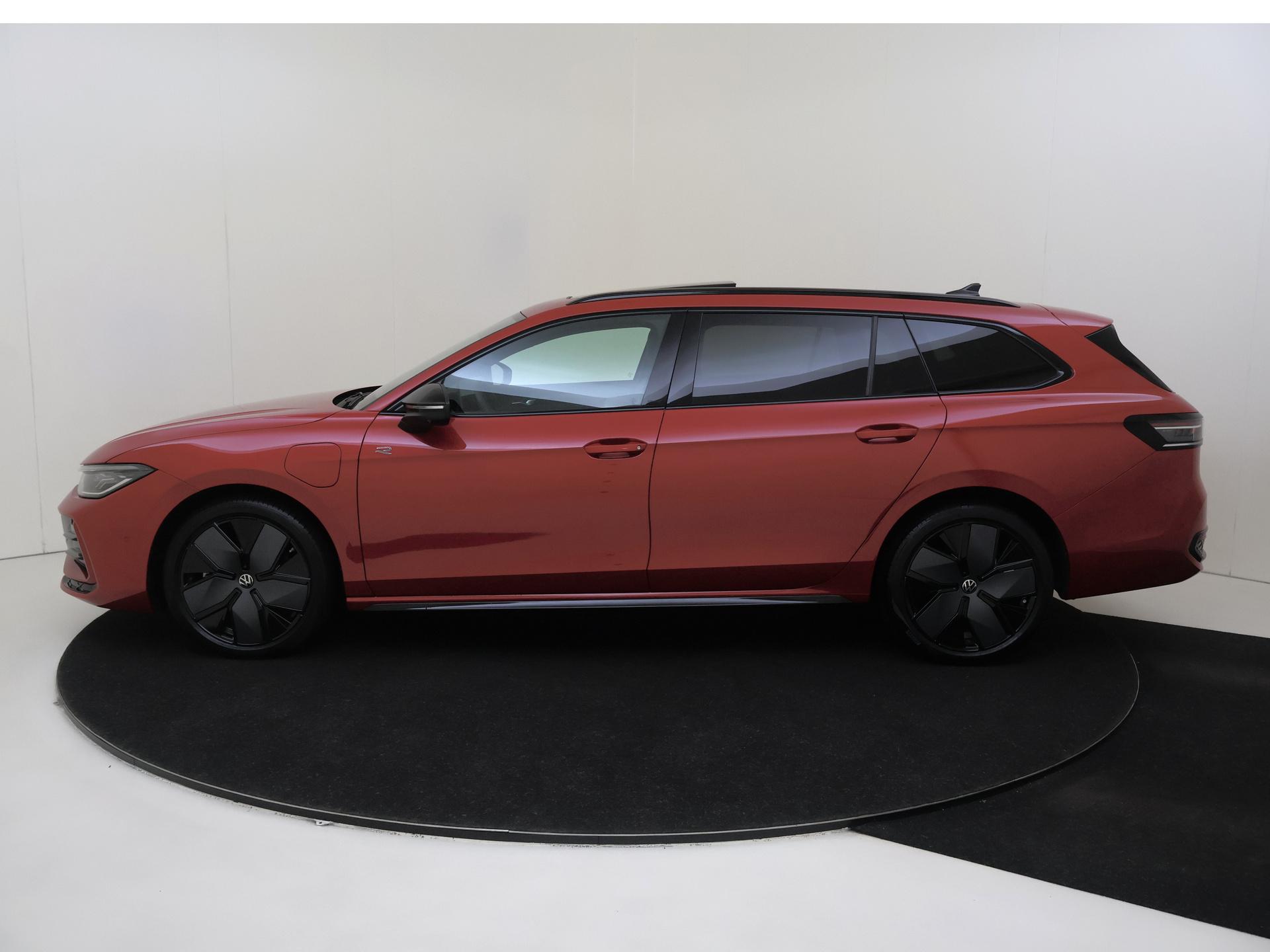 Volkswagen Passat Variant 1.5 eHybrid R-Line Edition - Afbeelding 2