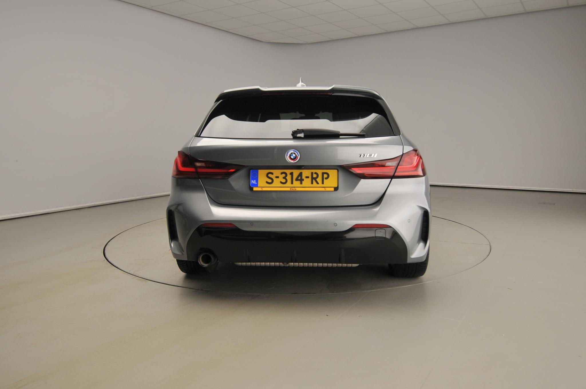 BMW 1 Serie 5-deurs 118i - Afbeelding 3