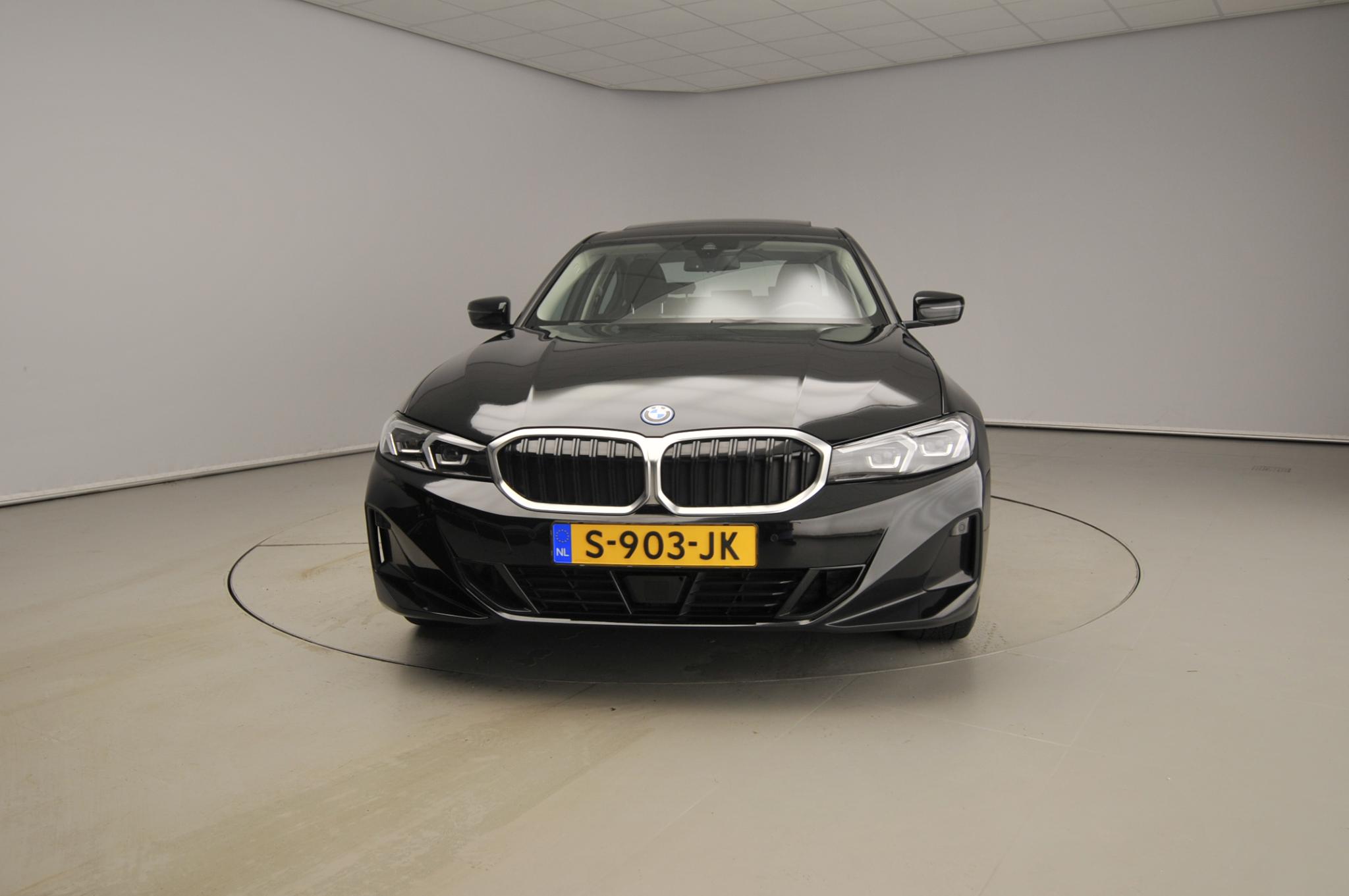 BMW 3 Serie Sedan 330e - Afbeelding 5