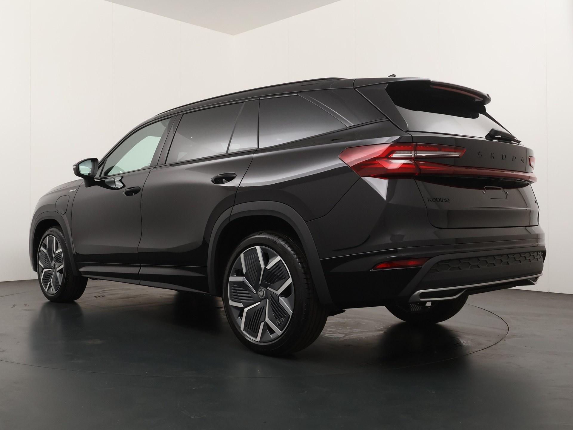 Skoda Kodiaq Sportline Business 1.5 TSI PHEV 150 kW / 204 PK SU - Afbeelding 3