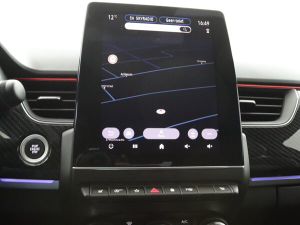 Easy Link multimedia- en navigatiesysteem met 7” touchscreen Easy Link multimedia- en navigatiesysteem met 7” touchscreen