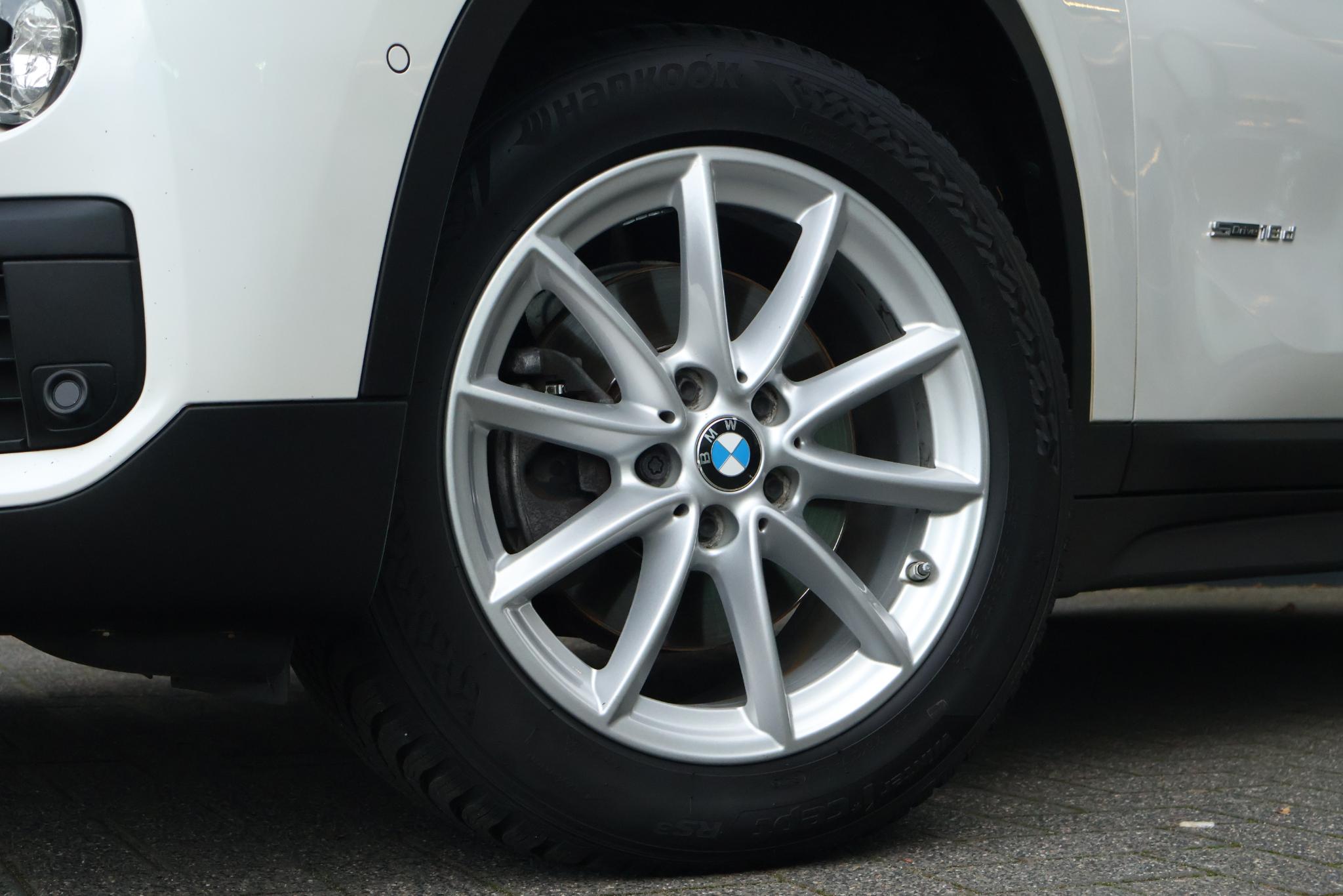 BMW X1 sDrive18d Executive - Bild 4