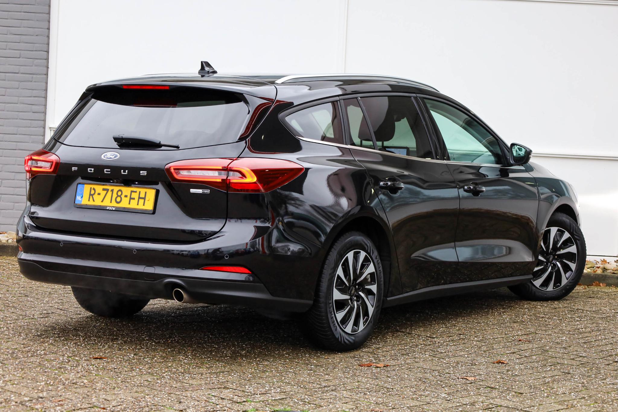 Ford Focus Wagon 1.0 EcoBoost 125pk Hybrid Titanium Style - Afbeelding 2