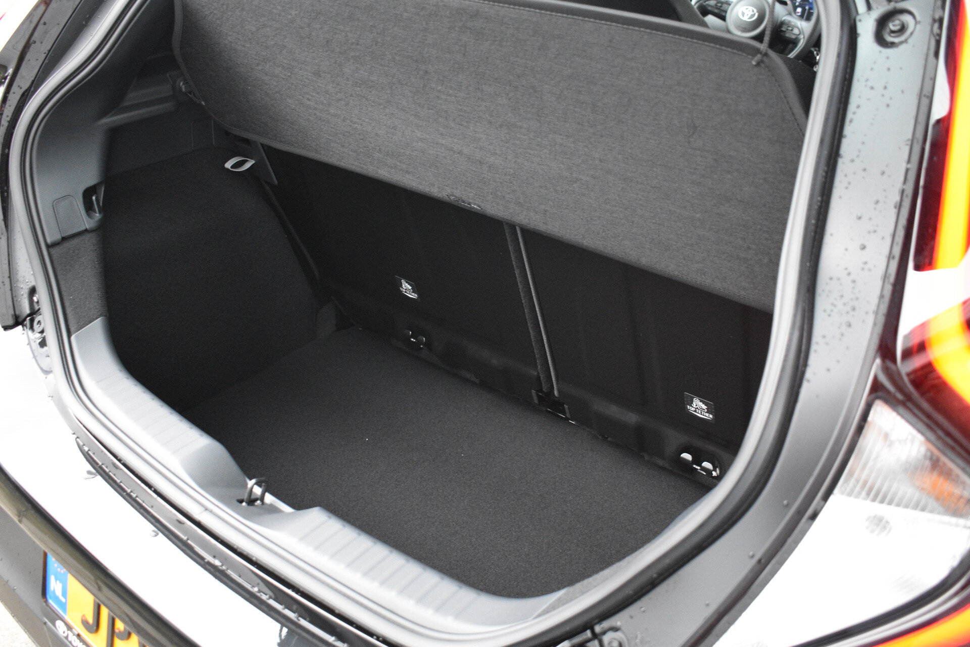 Toyota Aygo X Hybrid 115 play Automaat 116pk - Afbeelding 4