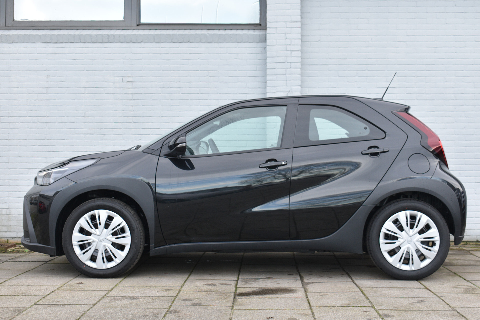 Toyota Aygo X Hybrid 115 play Automaat 116pk - Afbeelding 5