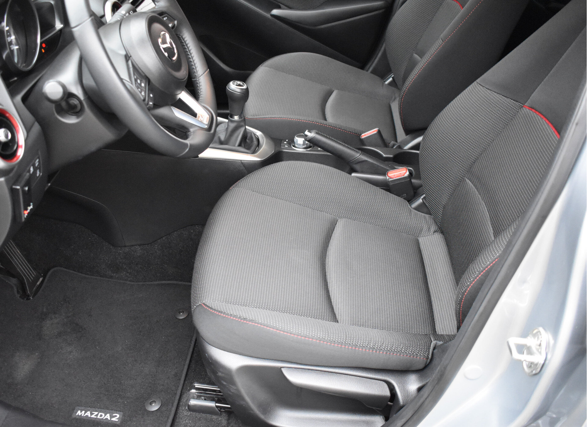 Mazda 2 1.5 Skyactiv-G Sportive - Afbeelding 4