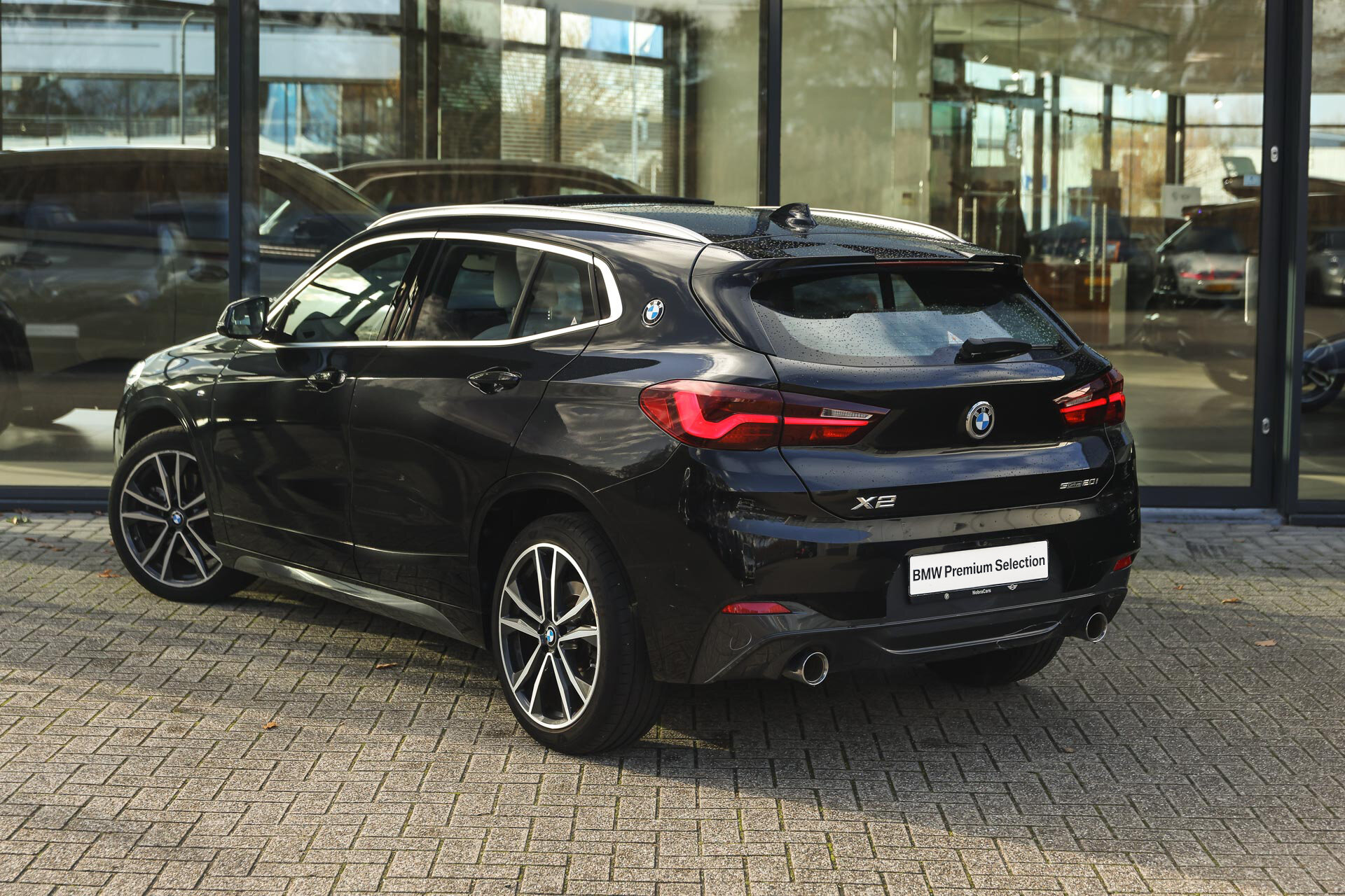 BMW X2 sDrive20i High Executive M Sport Automaat - Afbeelding 2