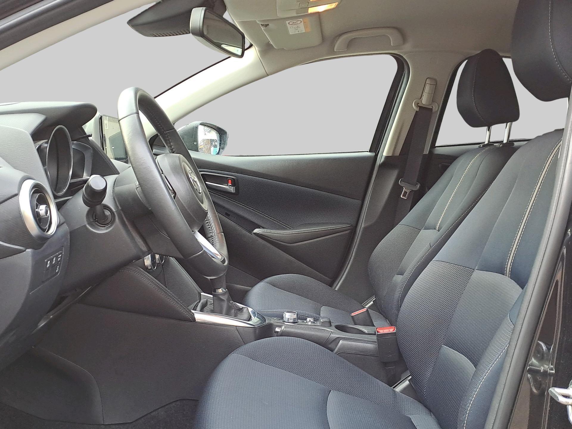 Mazda 2 1.5 SKYACTIV-G 90PK LUXURY NAVI CAMERA HUD LED ECC NAP - Afbeelding 5