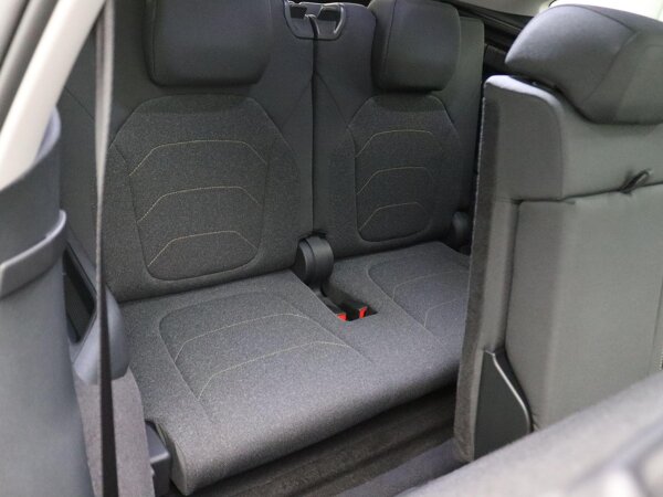 2 stoelen op derde rij