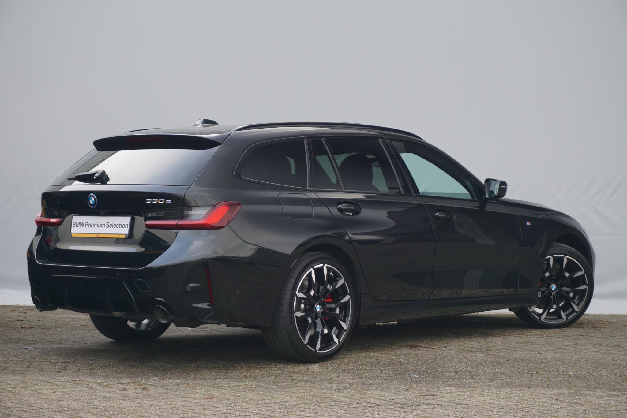 BMW 3 Serie Touring 330e M Sport Pro - Afbeelding 2