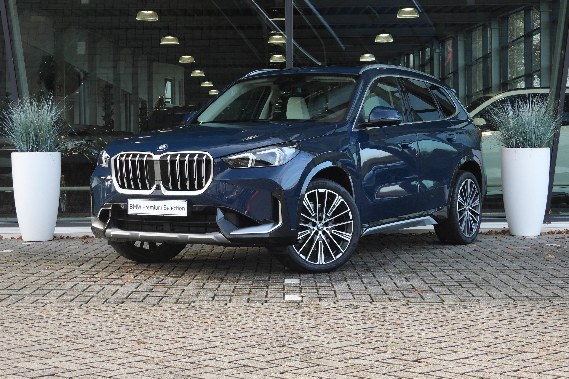 BMW X1 xDrive23i High Executive xLine Automaat - Afbeelding 2