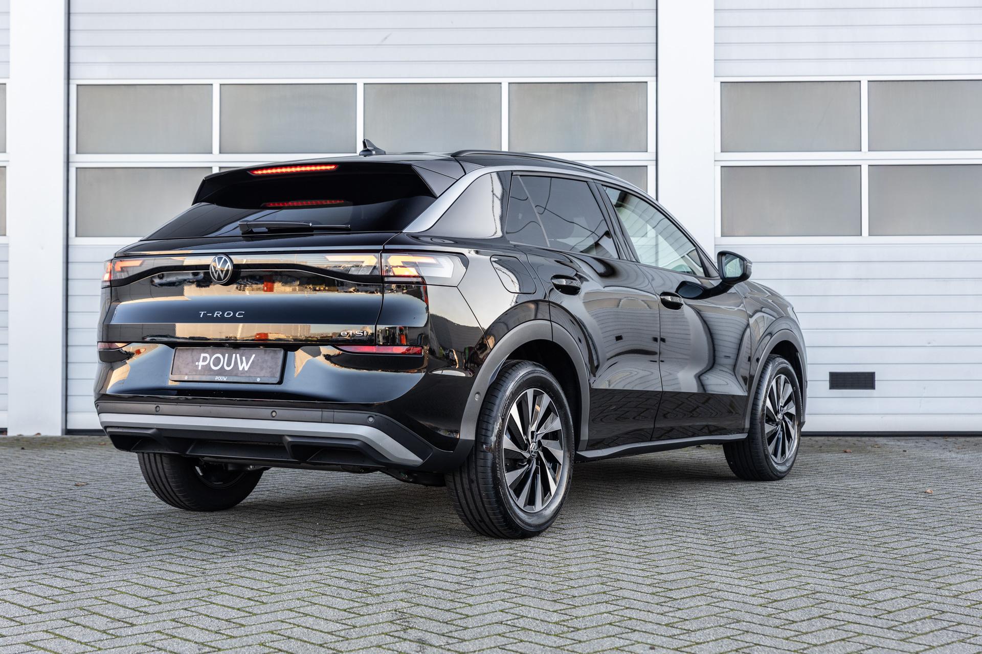 Volkswagen T-Roc 1.5 eTsi 116pk Life First Edition - Afbeelding 2