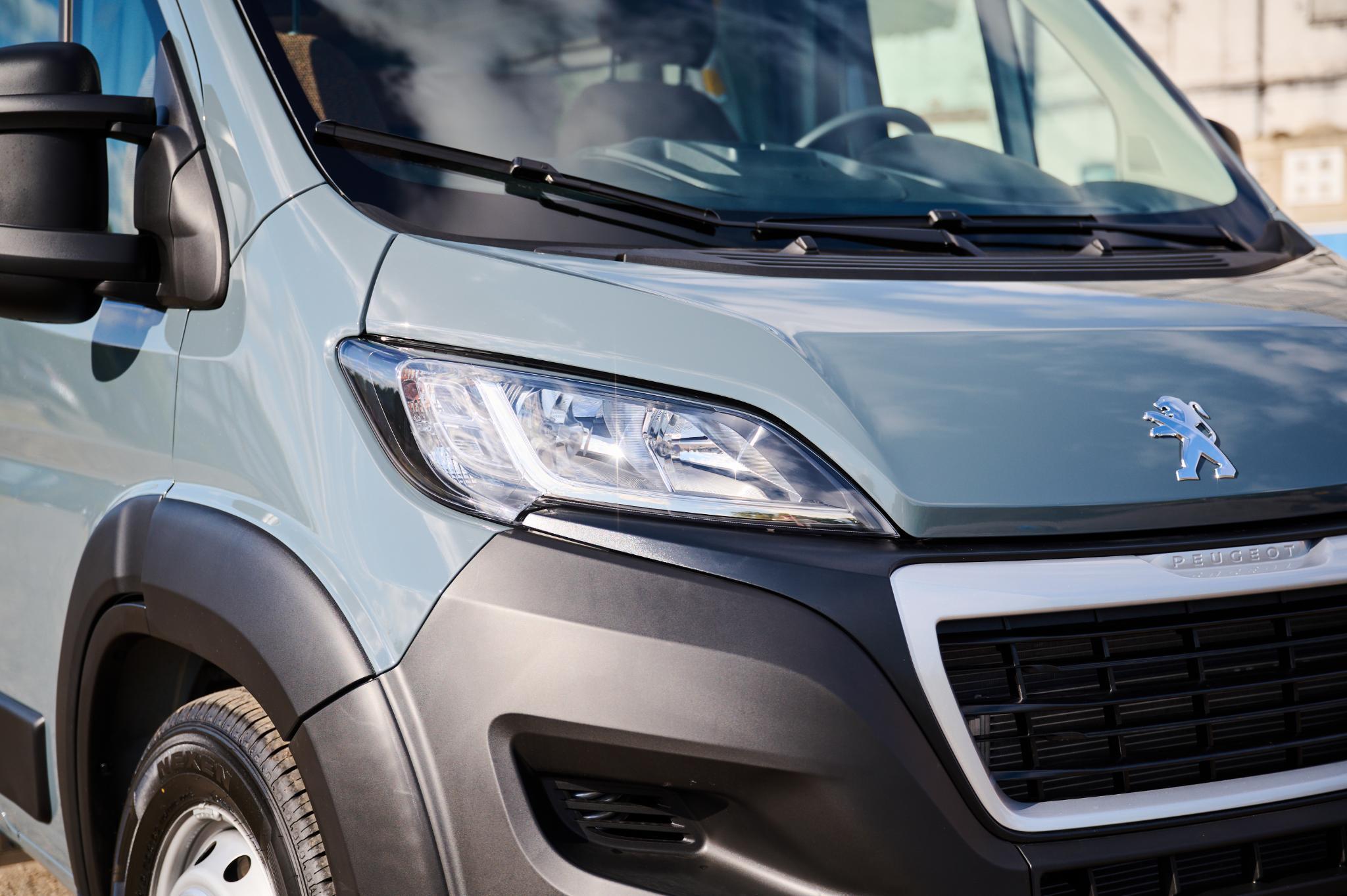 Peugeot  Boxer 2.2 BlueHDi 140 L4H2 3.5t - Afbeelding 5