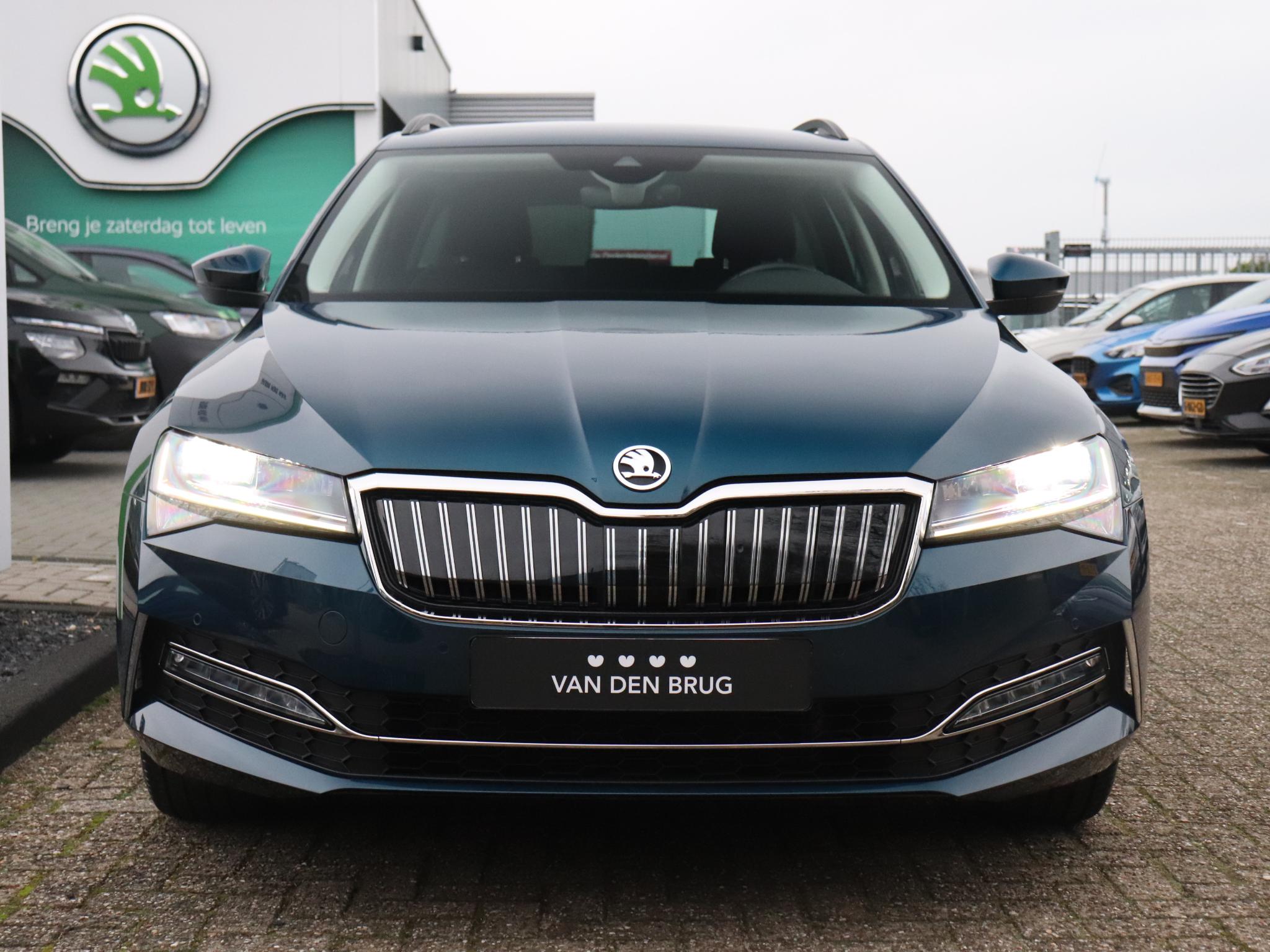 Škoda Superb Combi 1.4 TSI 218pk iV Business Edition - Afbeelding 2