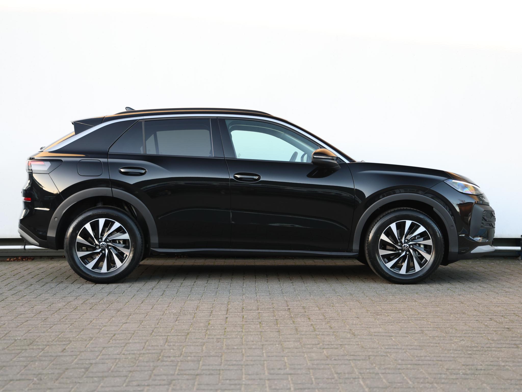 Volkswagen T-Roc Life First Edition 1.5 eTSI 116 PK - Afbeelding 2