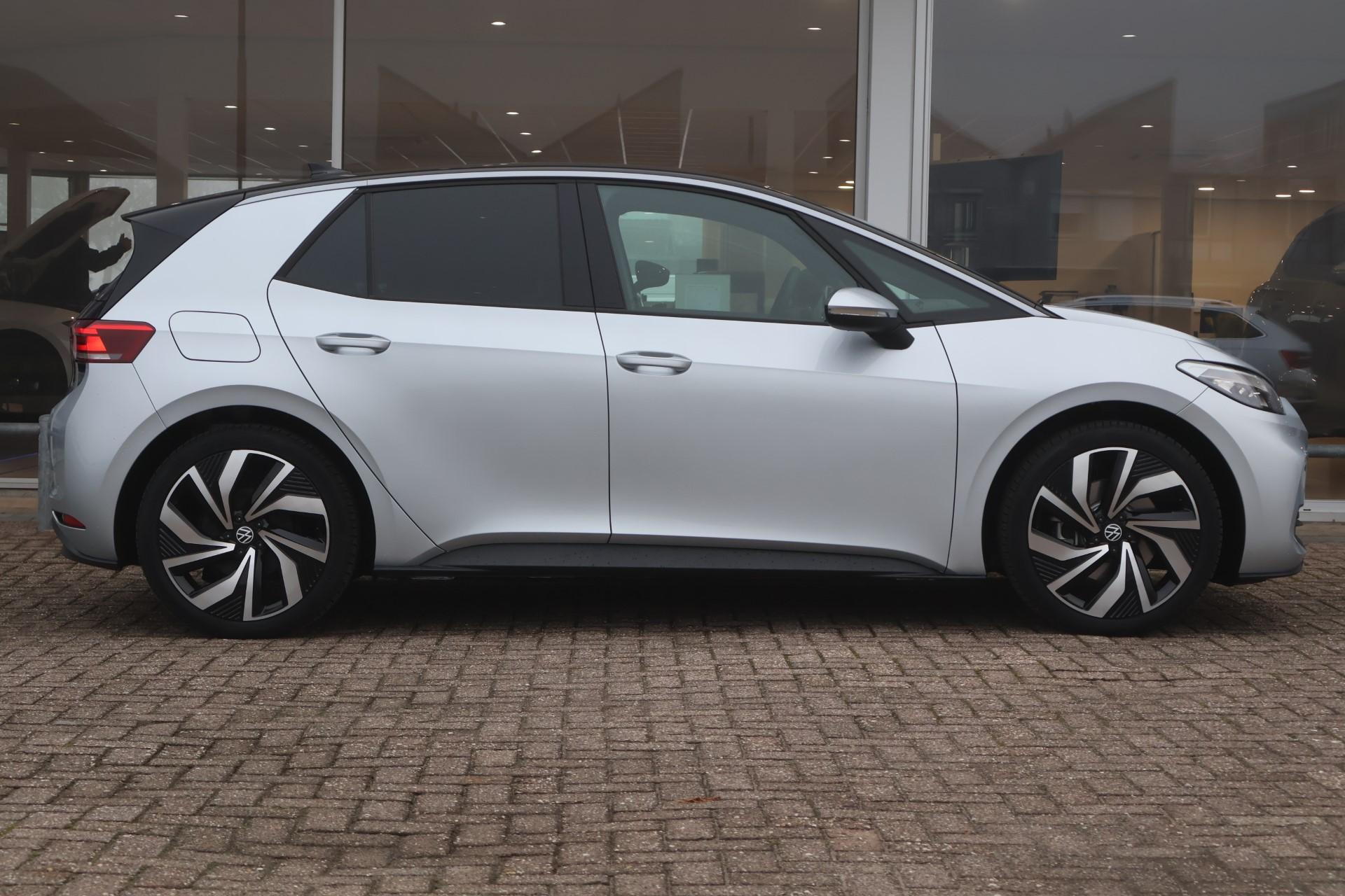 Volkswagen ID.3 170pk Pure Oranje Edition 52 kWh - Afbeelding 3