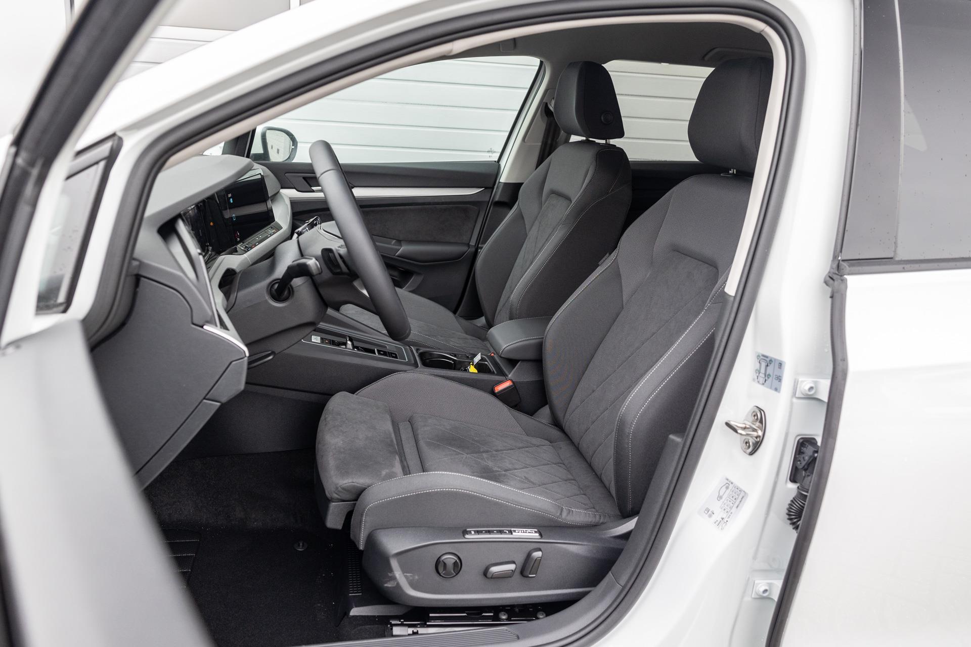 Volkswagen Golf Variant 1.0 eTSI 110pk DSG7 Life Business - Afbeelding 4