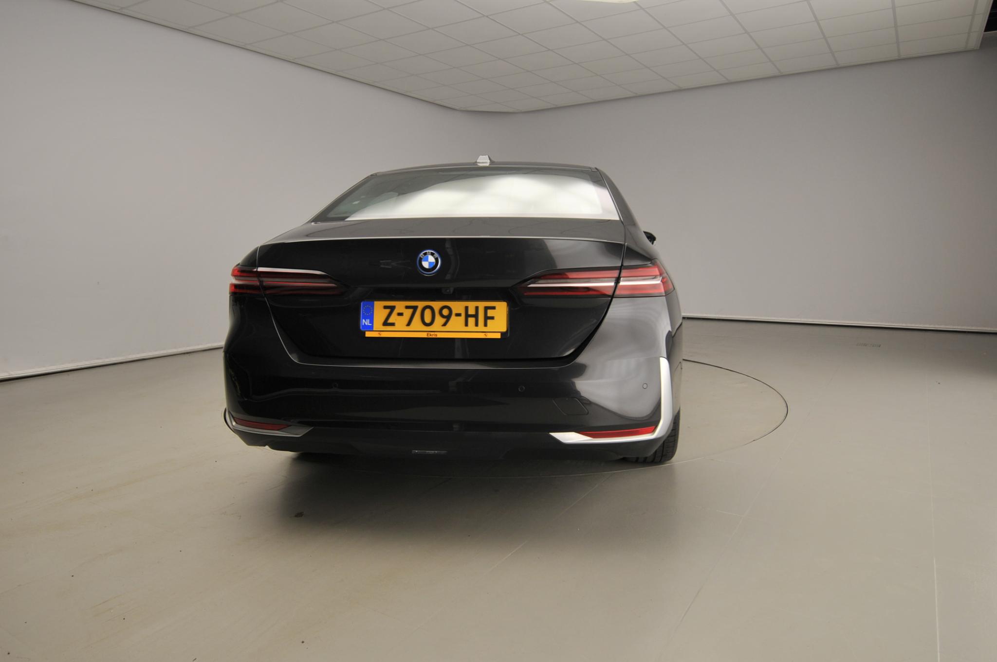 BMW 5 Serie Sedan 530e - Afbeelding 3