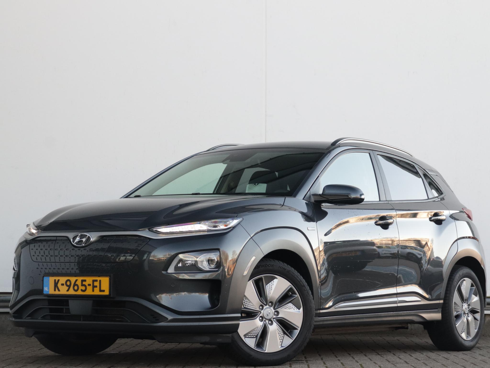 Hyundai Kona EV Premium 64 kWh