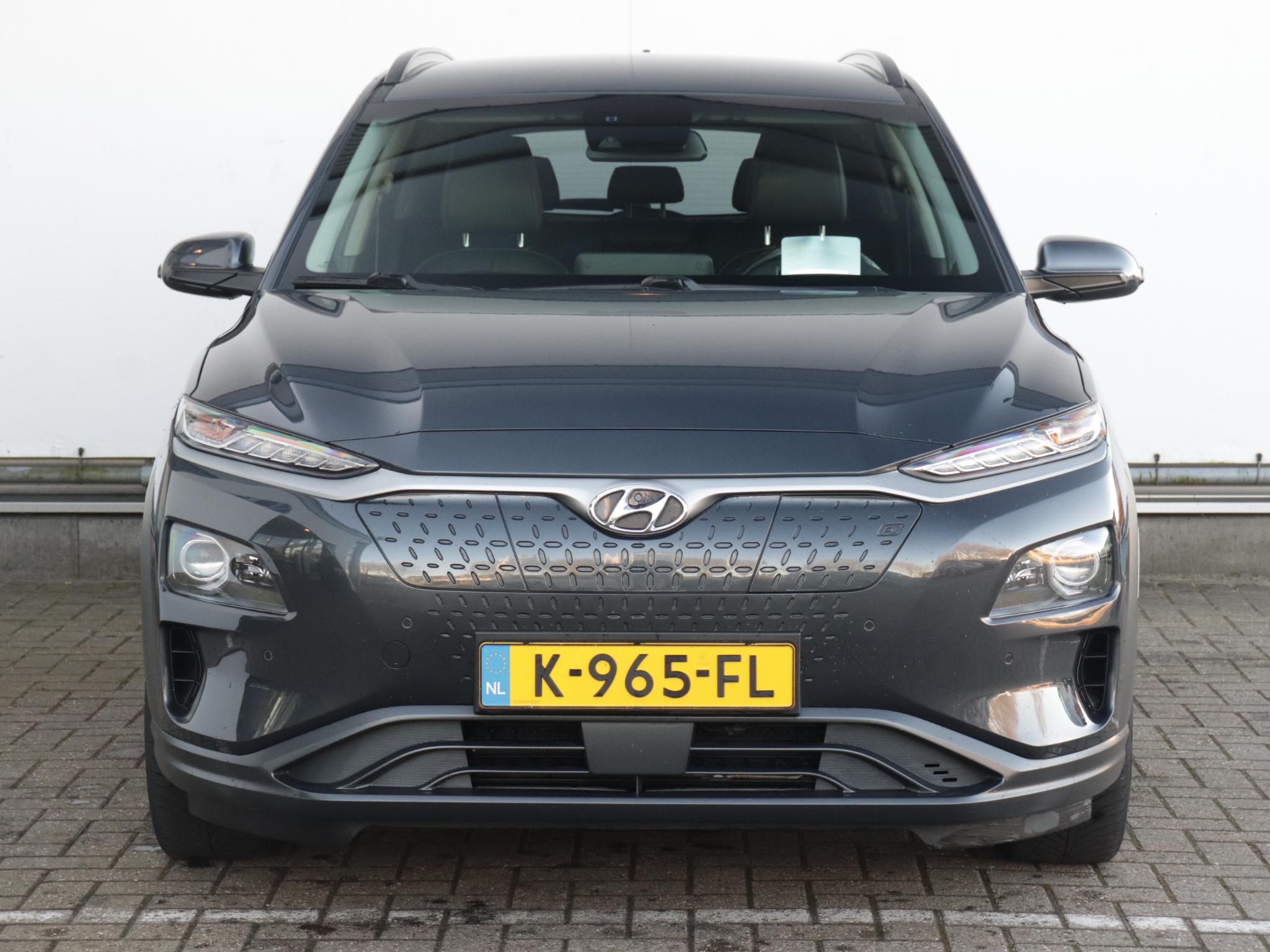 Hyundai Kona EV Premium 64 kWh - Afbeelding 3